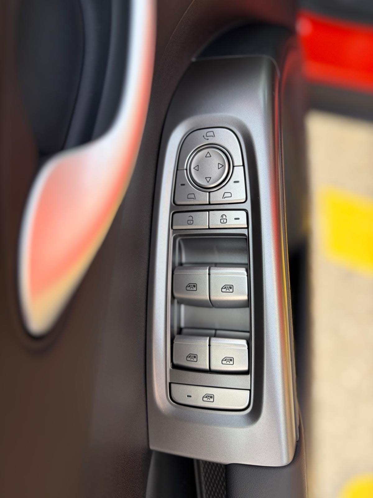 BYD Dolphin G DM-i Comfort-image-12