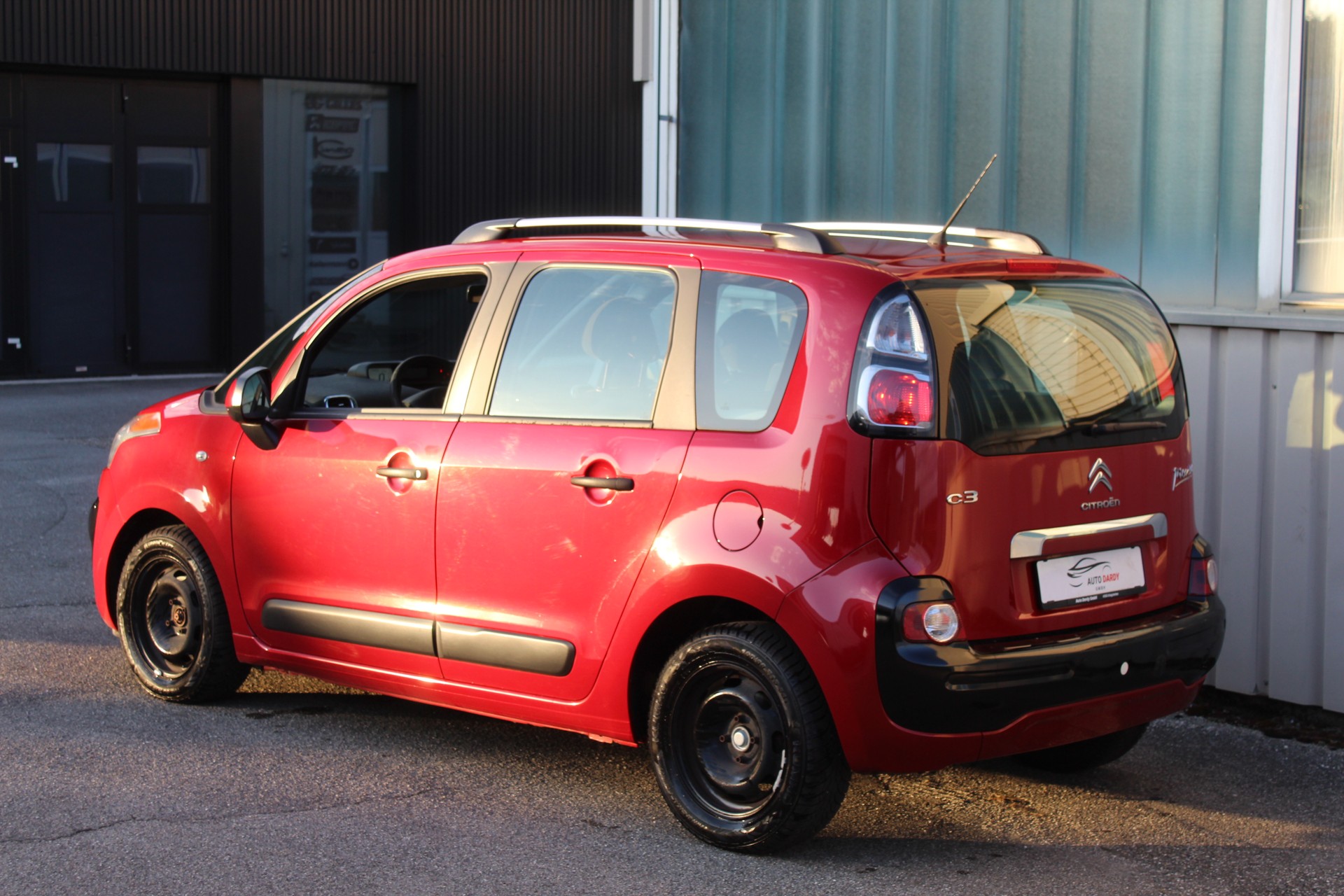 CITROEN C4 1.6 e-HDi Séduction-image-4