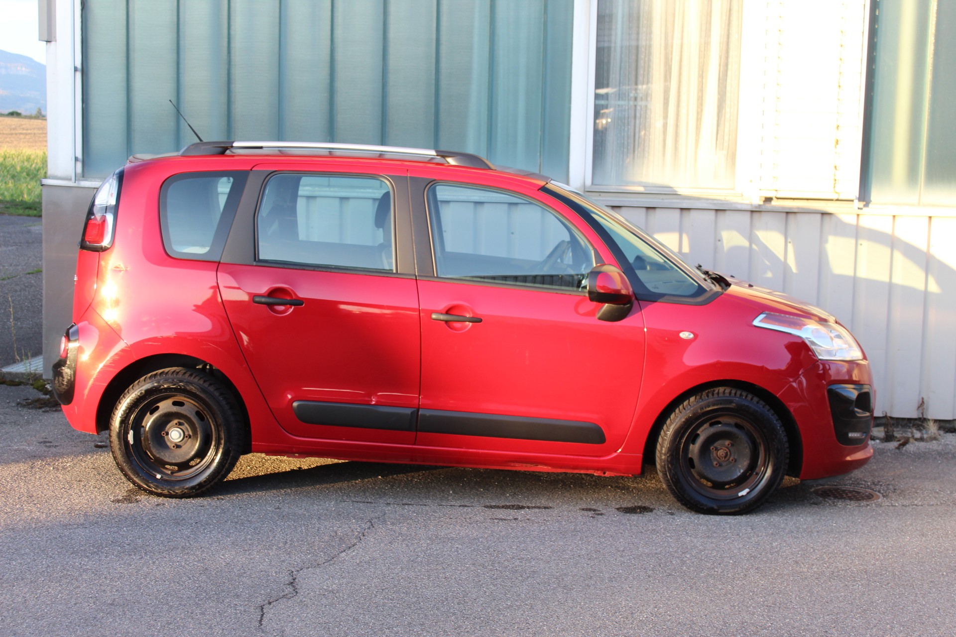 CITROEN C4 1.6 e-HDi Séduction-image-1