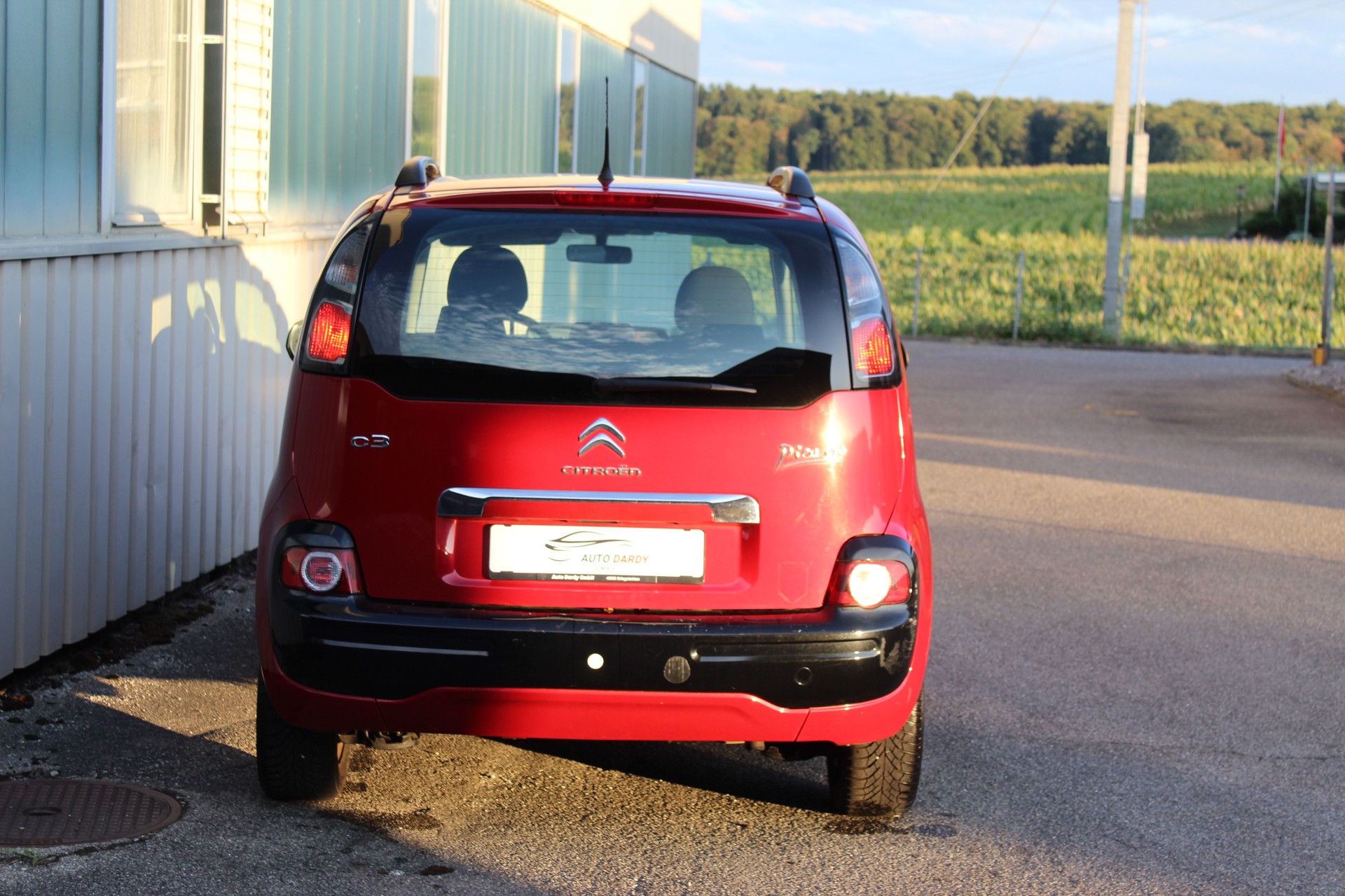 CITROEN C4 1.6 e-HDi Séduction-image-3