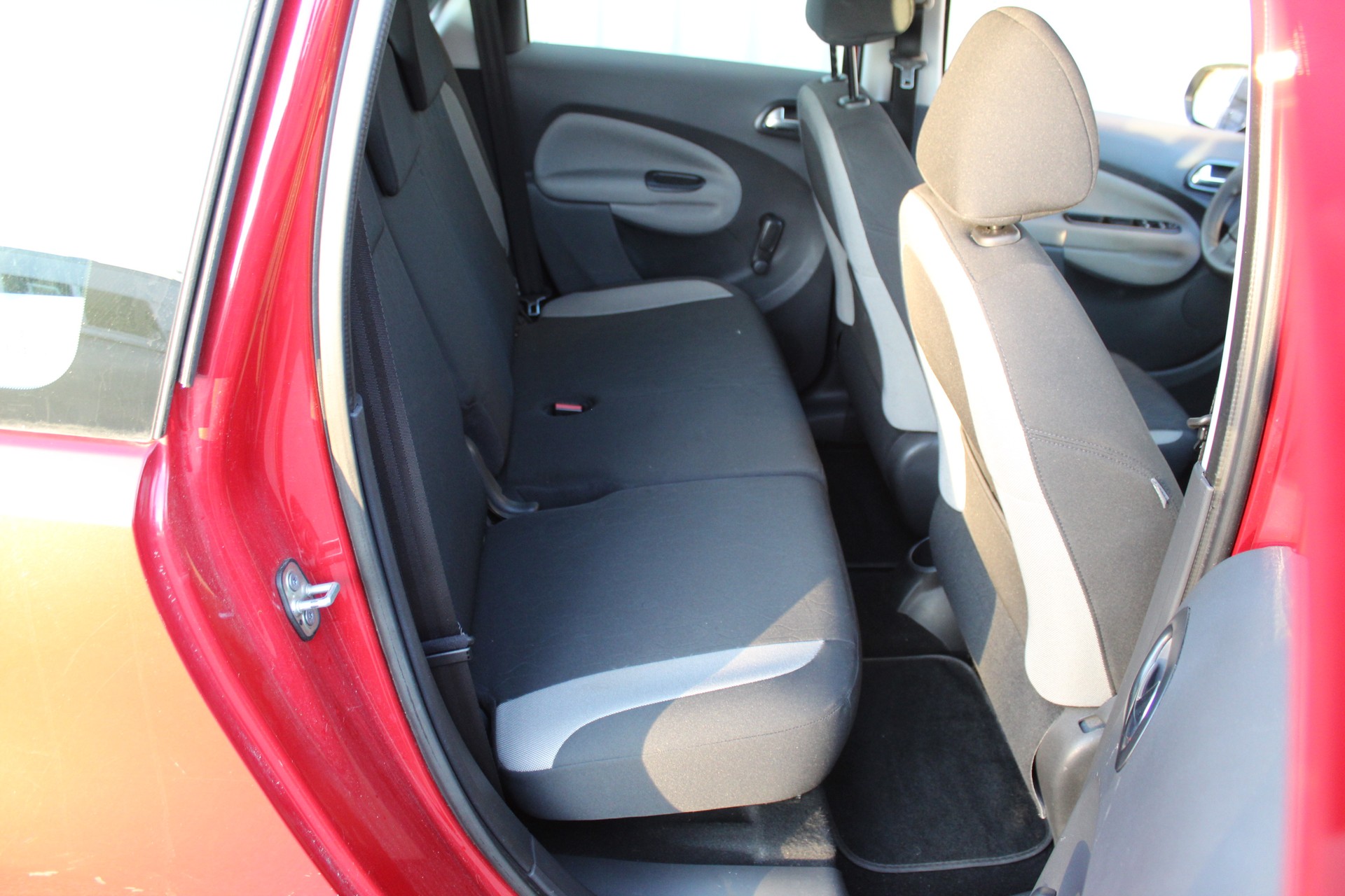 CITROEN C4 1.6 e-HDi Séduction-image-11