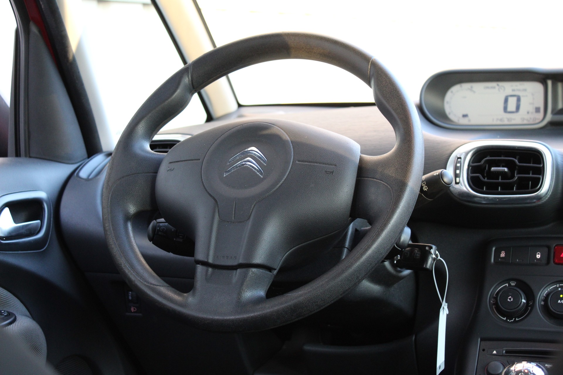 CITROEN C4 1.6 e-HDi Séduction-image-14