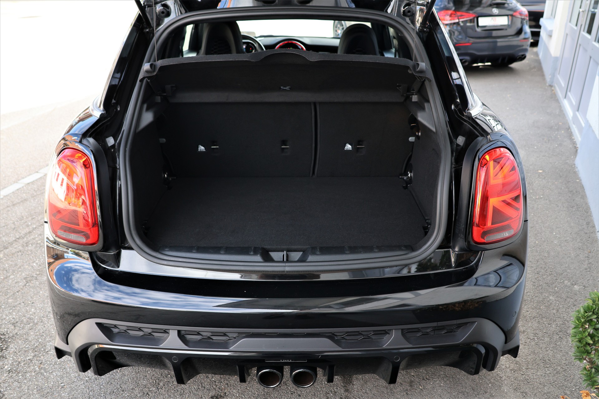 MINI Cooper S Trafalgar Edition Steptronic DKG-image-17