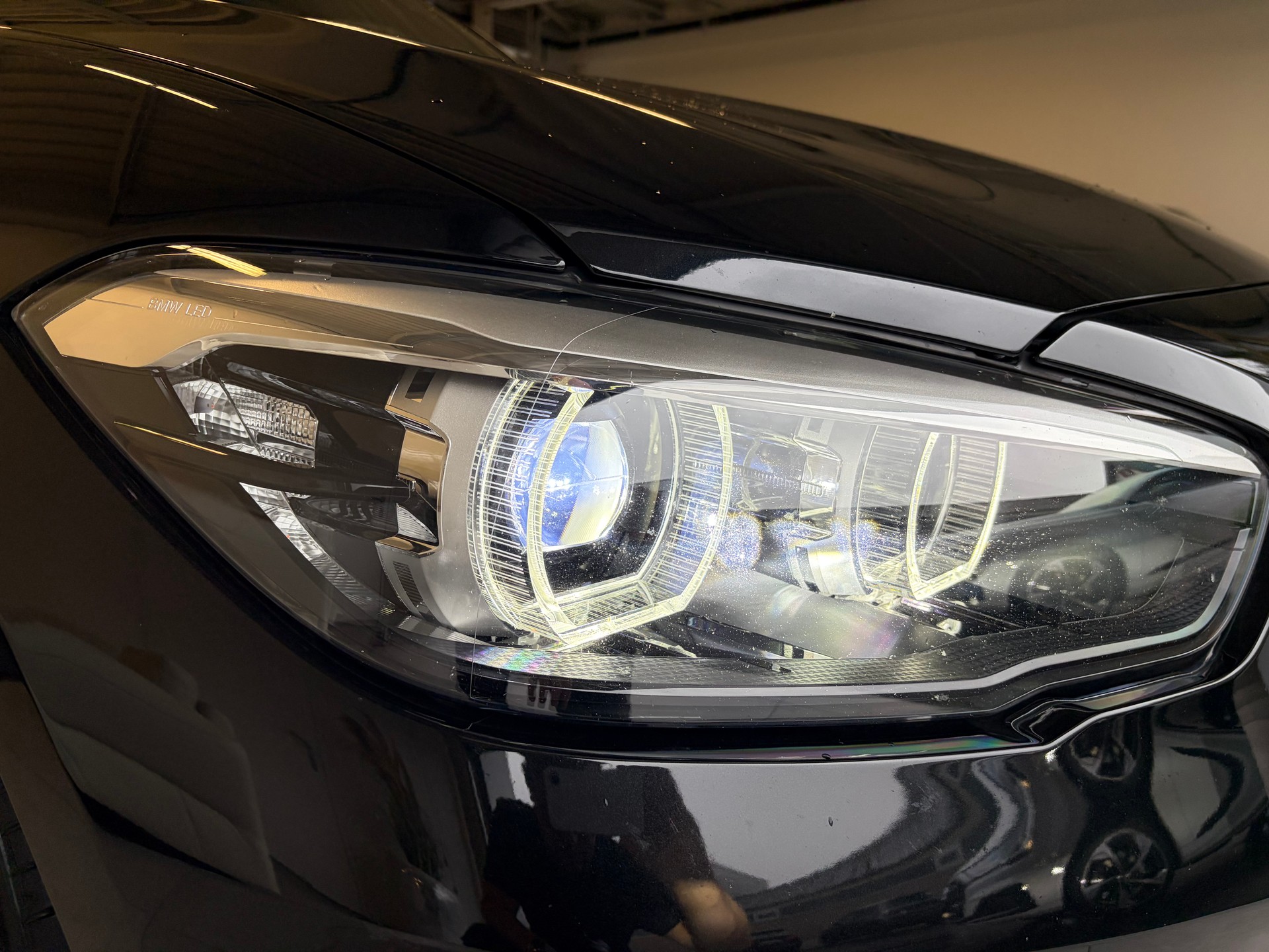 BMW 118i Edition Sport Line Steptronic-image-6