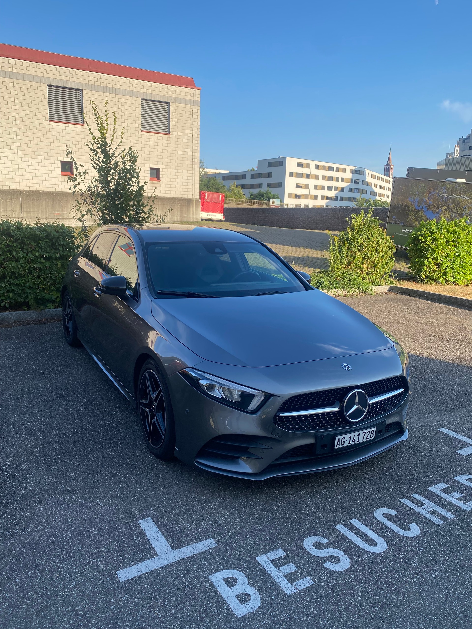 MERCEDES-BENZ A 200 AMG Line-image-1