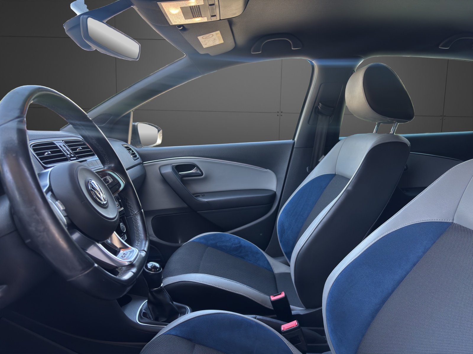 VW Polo 1.4 TSI ACT BlueGT-showroom-element-2