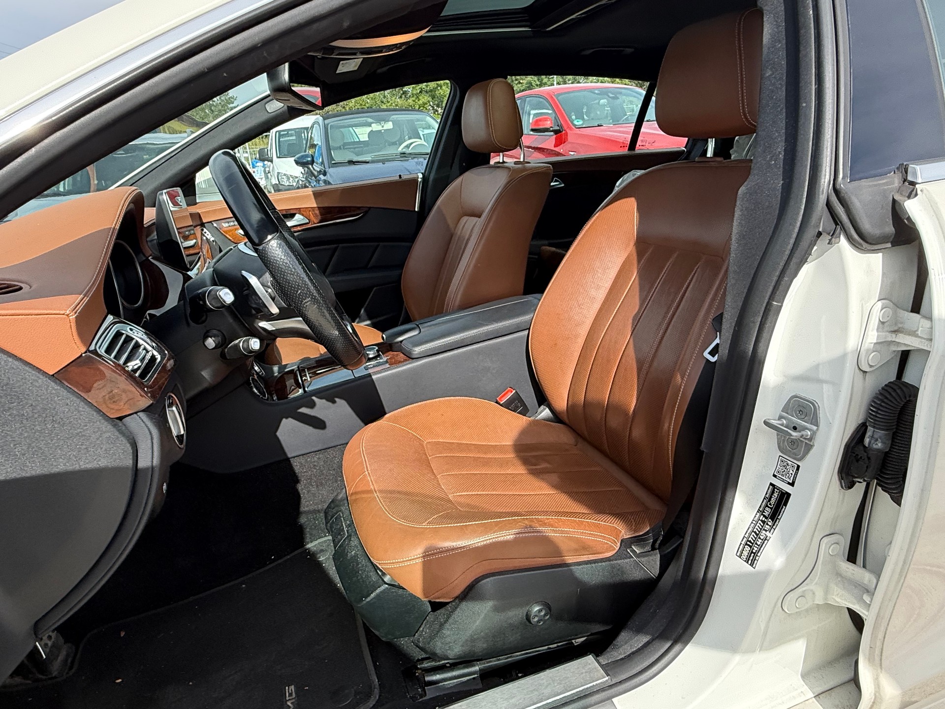 MERCEDES-BENZ CLS Shooting Brake 350 BlueTEC 4Matic 7G-Tronic-image-10