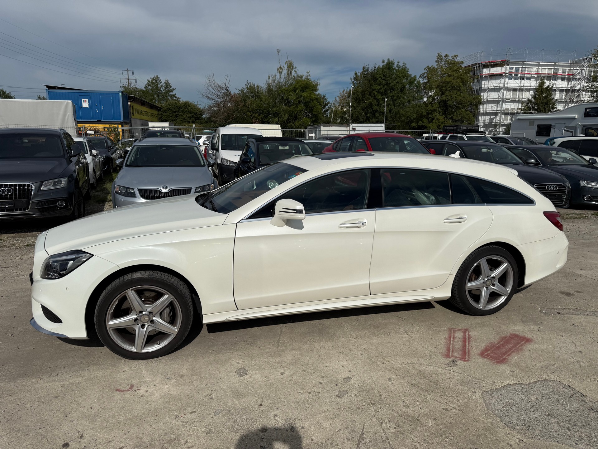 MERCEDES-BENZ CLS Shooting Brake 350 BlueTEC 4Matic 7G-Tronic-image-3