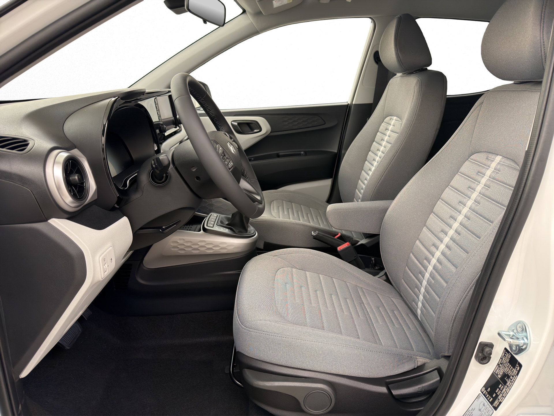 HYUNDAI i10 1.2 Vertex-image-4