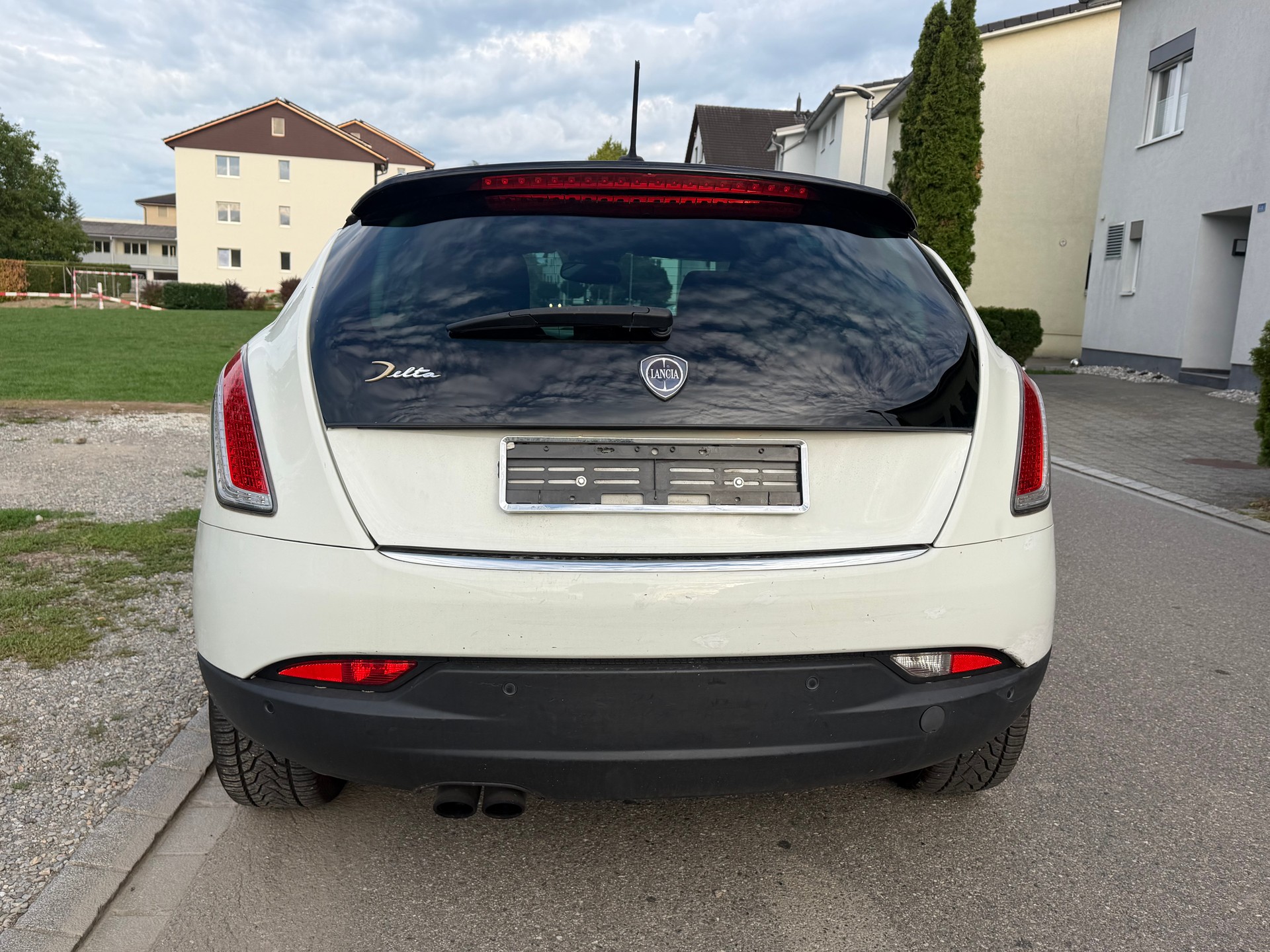 LANCIA Delta 1.8 Turbo-Jet Sportronic-image-3