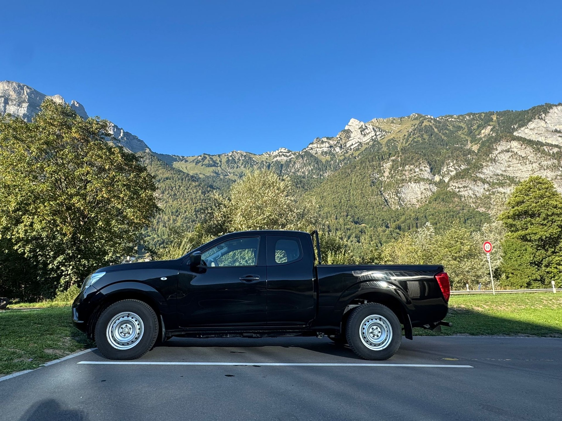 NISSAN Navara King Cab Visia 2.3 dCi 4WD-image-6