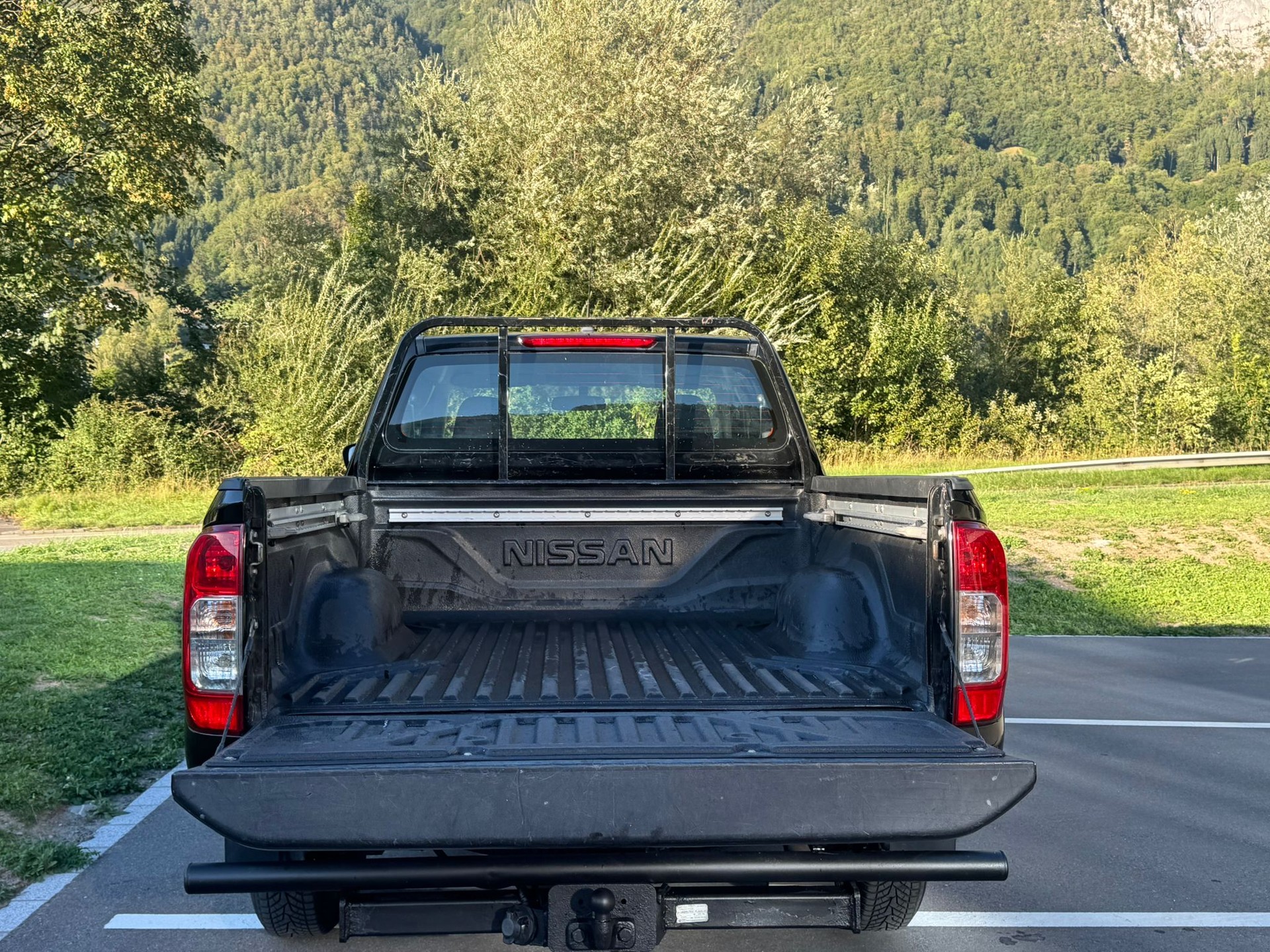 NISSAN Navara King Cab Visia 2.3 dCi 4WD-image-11