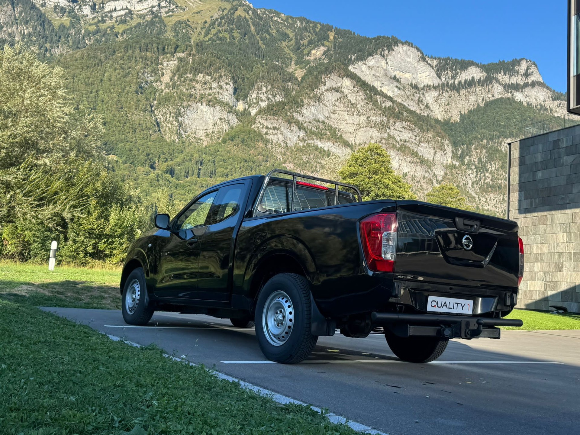 NISSAN Navara King Cab Visia 2.3 dCi 4WD-image-9