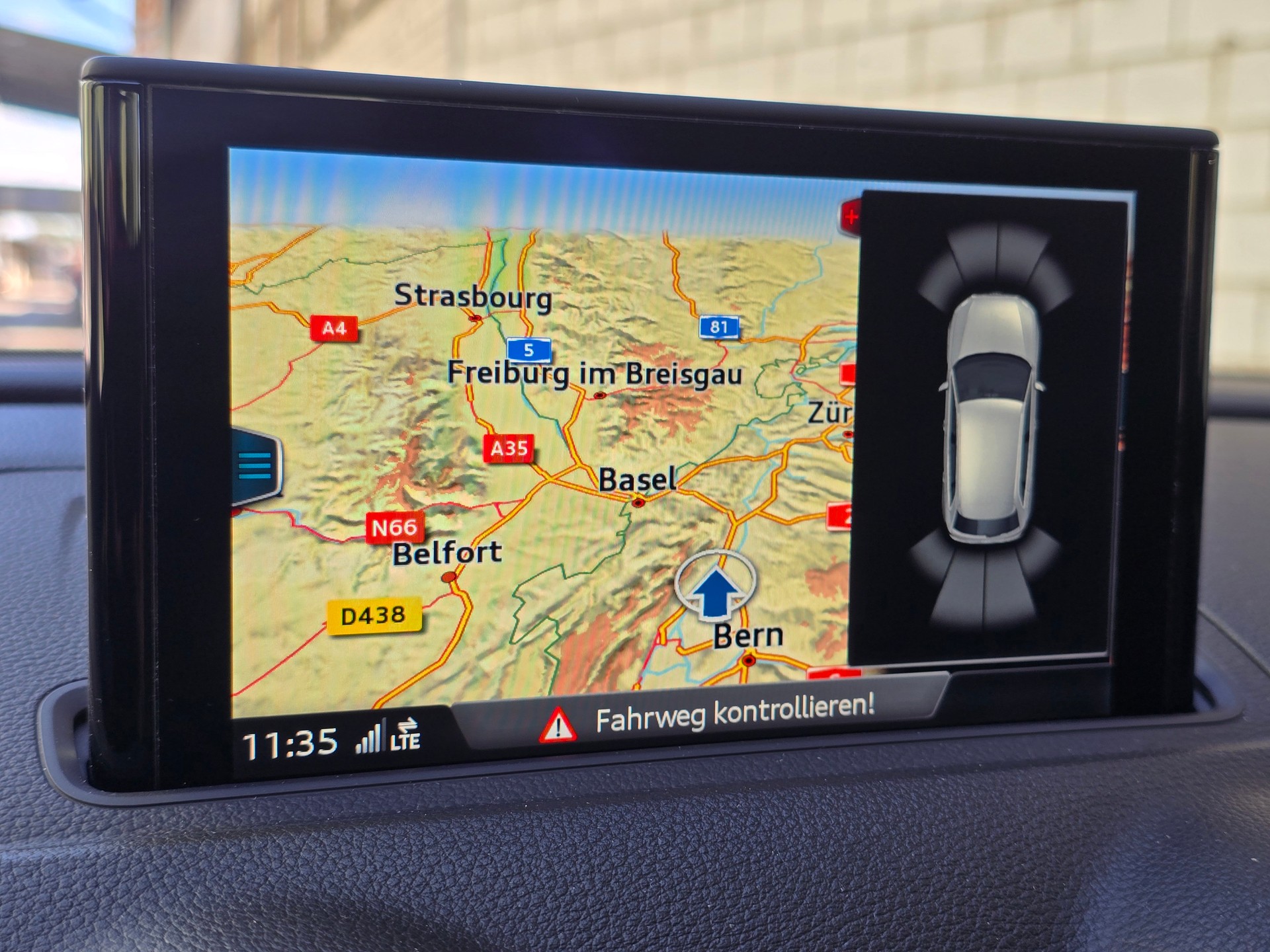 AUDI A3 Sportback 1.0 TFSI Design-image-17