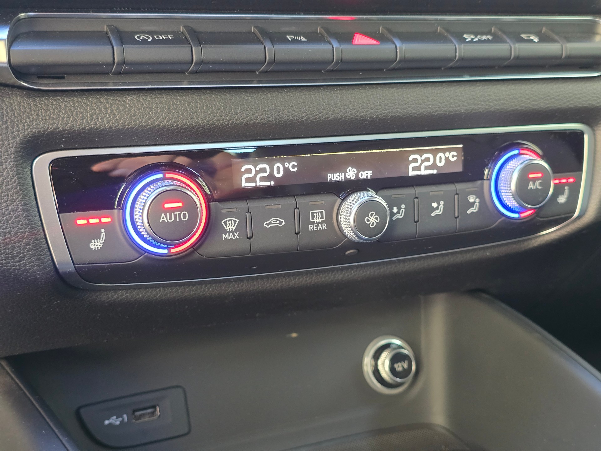 AUDI A3 Sportback 1.0 TFSI Design-image-19