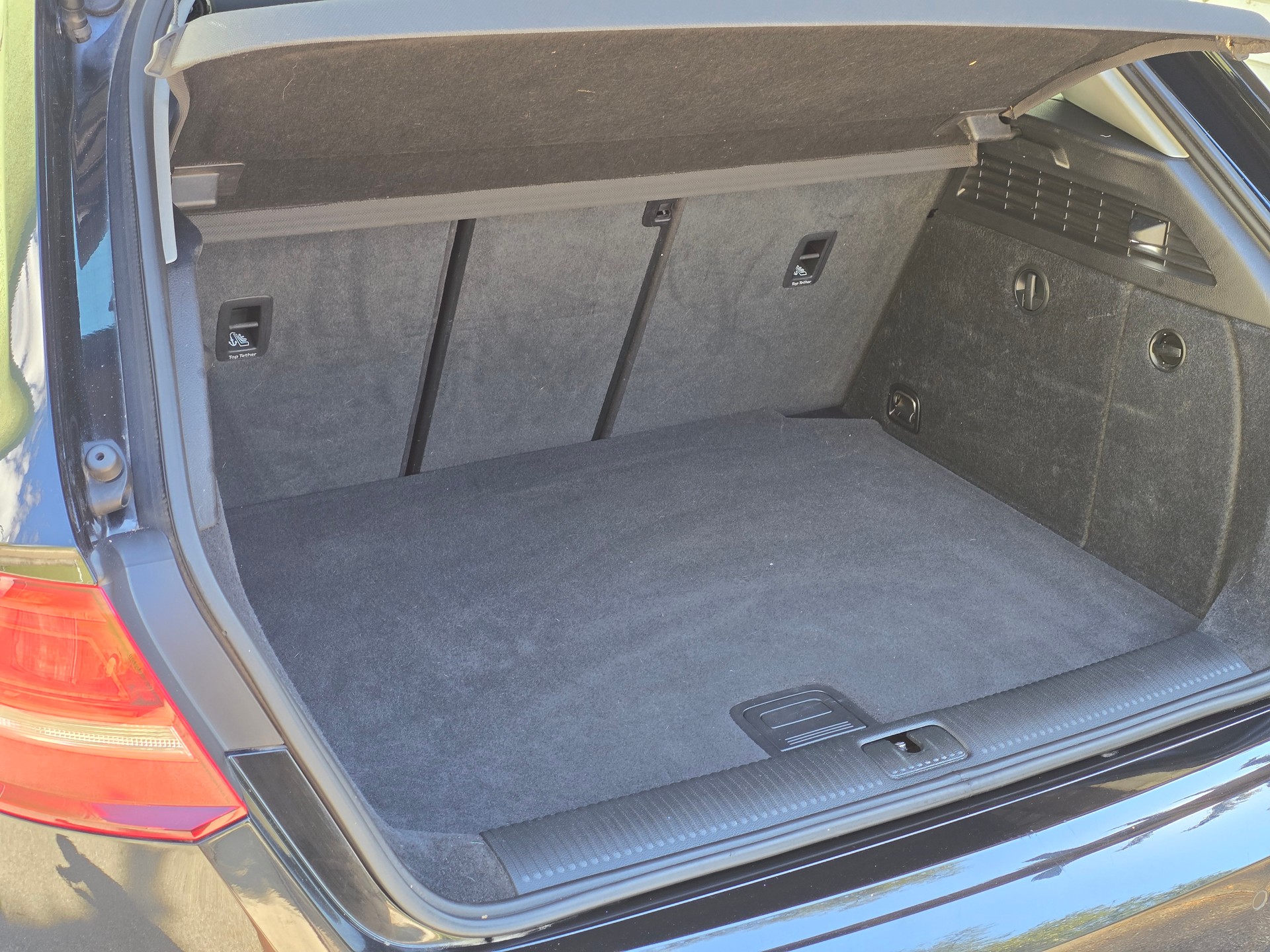 AUDI A3 Sportback 1.0 TFSI Design-image-23