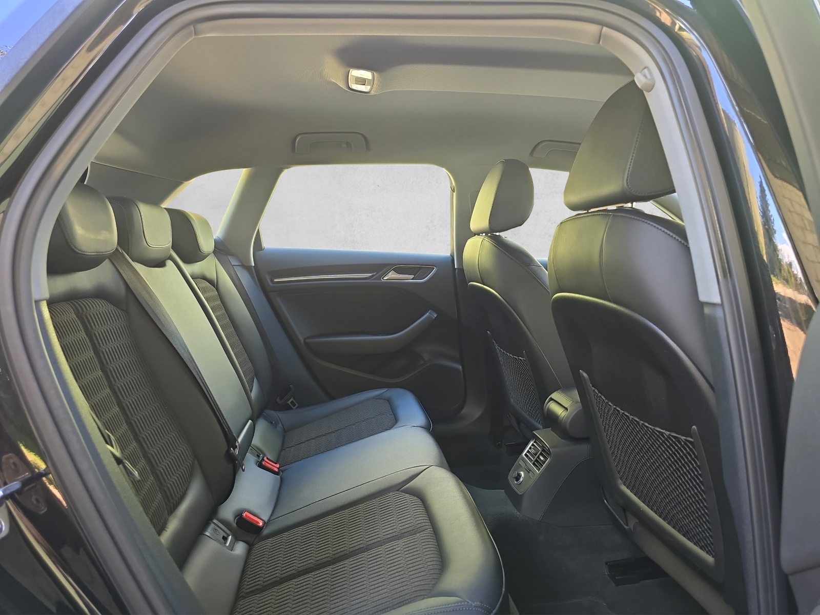 AUDI A3 Sportback 1.0 TFSI Design-image-12