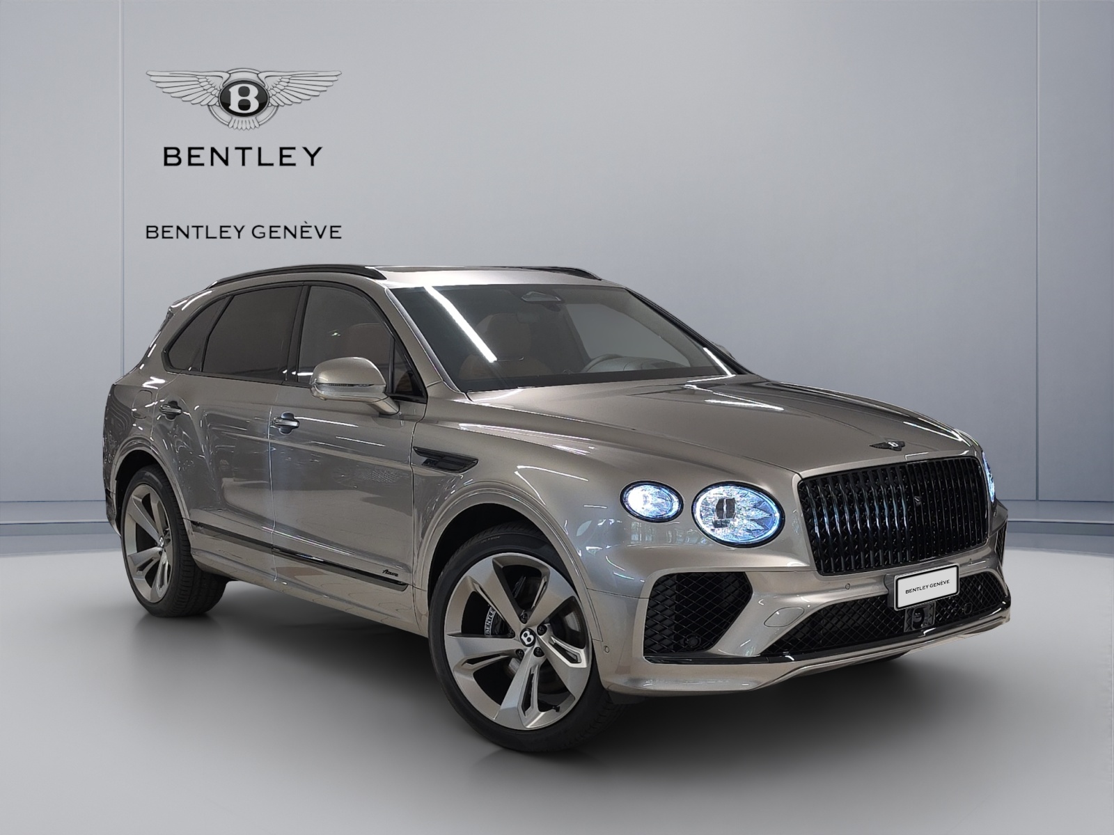 BENTLEY Bentayga Azure-image-2