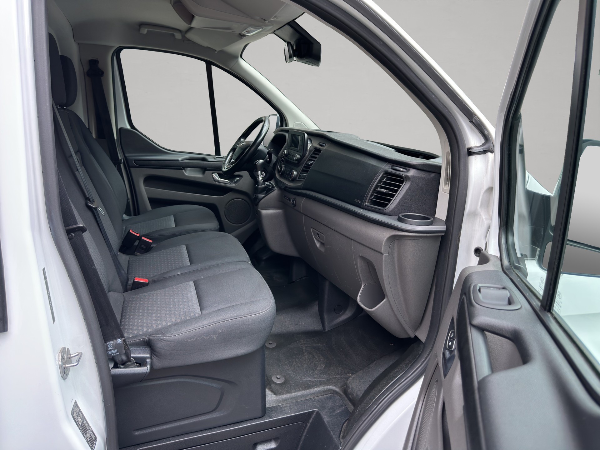 FORD Transit Custom Van 320 L1H1 Trend-image-10