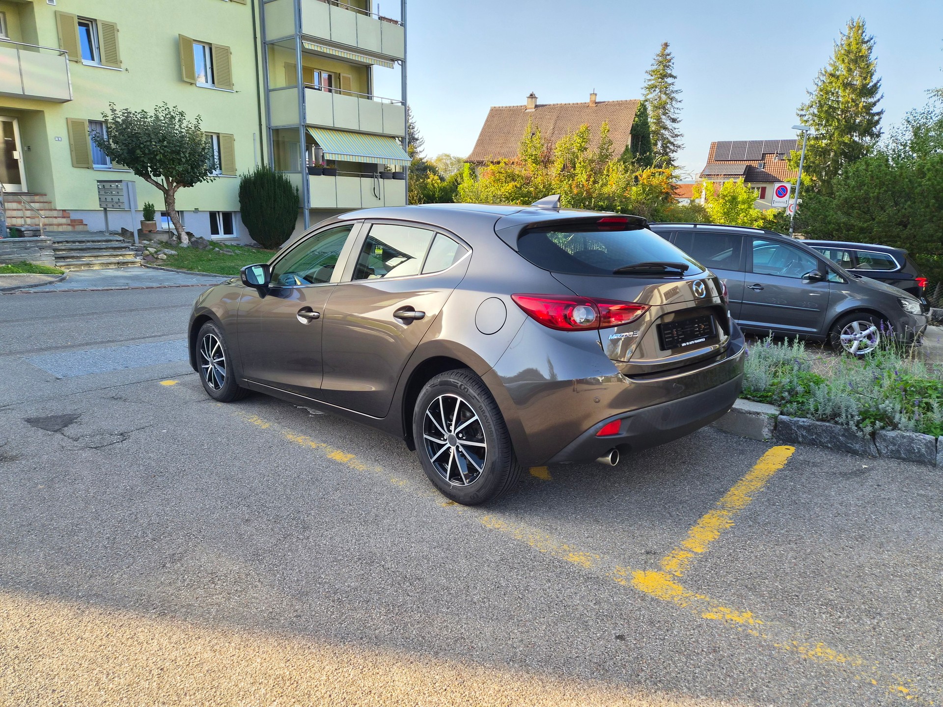 MAZDA 3 2.0 16V Ambition-image-1