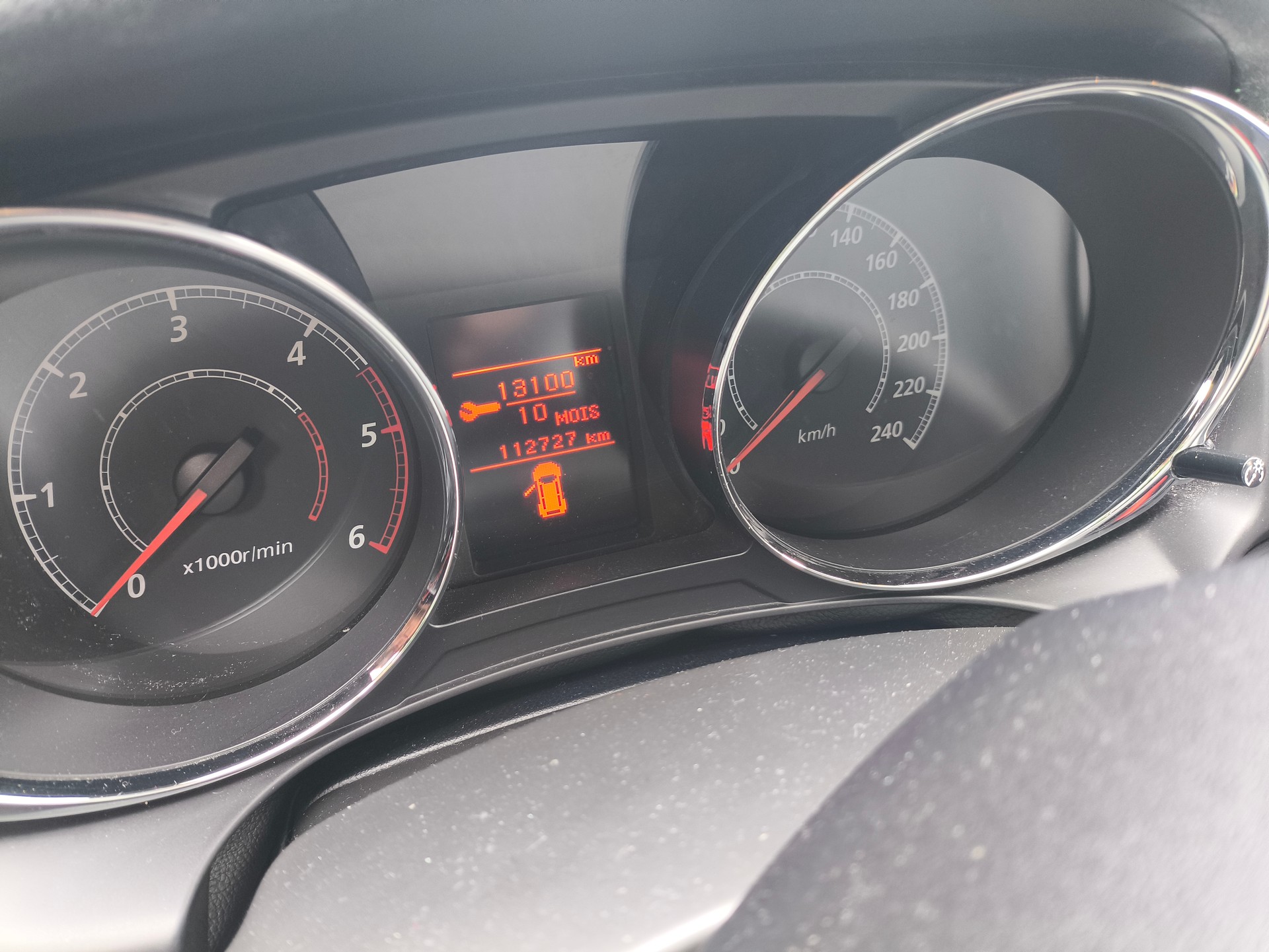 CITROEN C4 Aircross 1.6 HDi Collection 4WD-image-12
