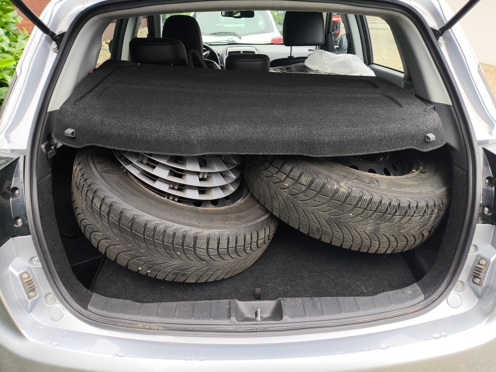 CITROEN C4 Aircross 1.6 HDi Collection 4WD-image-15