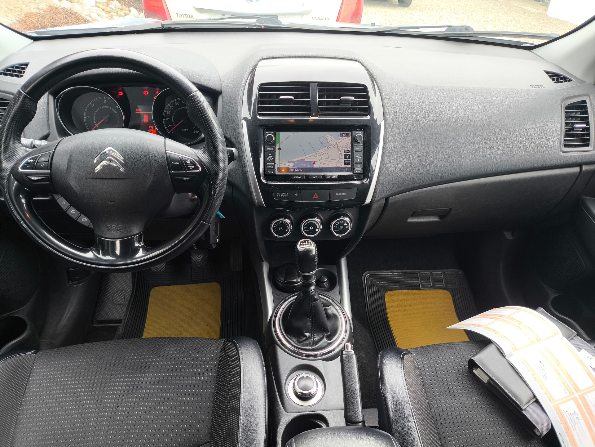 CITROEN C4 Aircross 1.6 HDi Collection 4WD-image-10