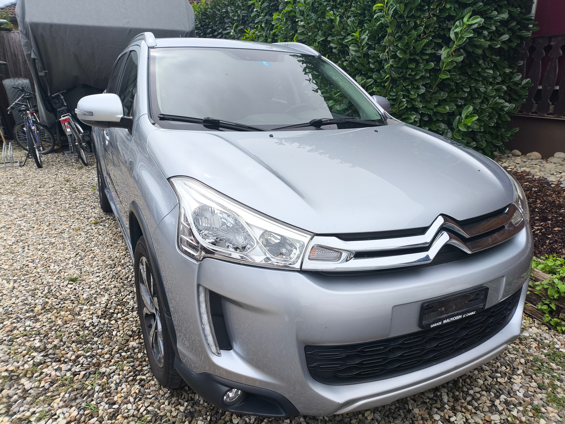 CITROEN C4 Aircross 1.6 HDi Collection 4WD-image-8