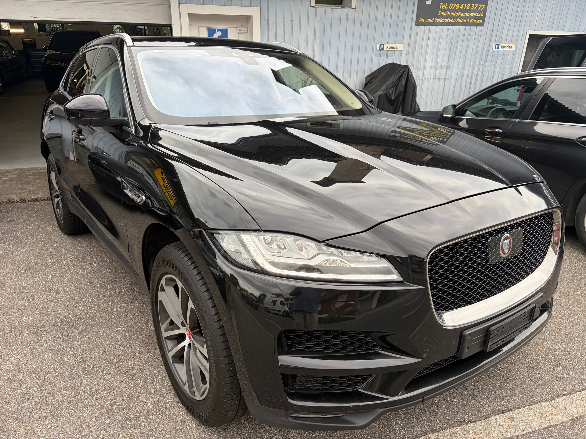 JAGUAR F-Pace 25t 2.0 Prestige AWD Automatik-image-2