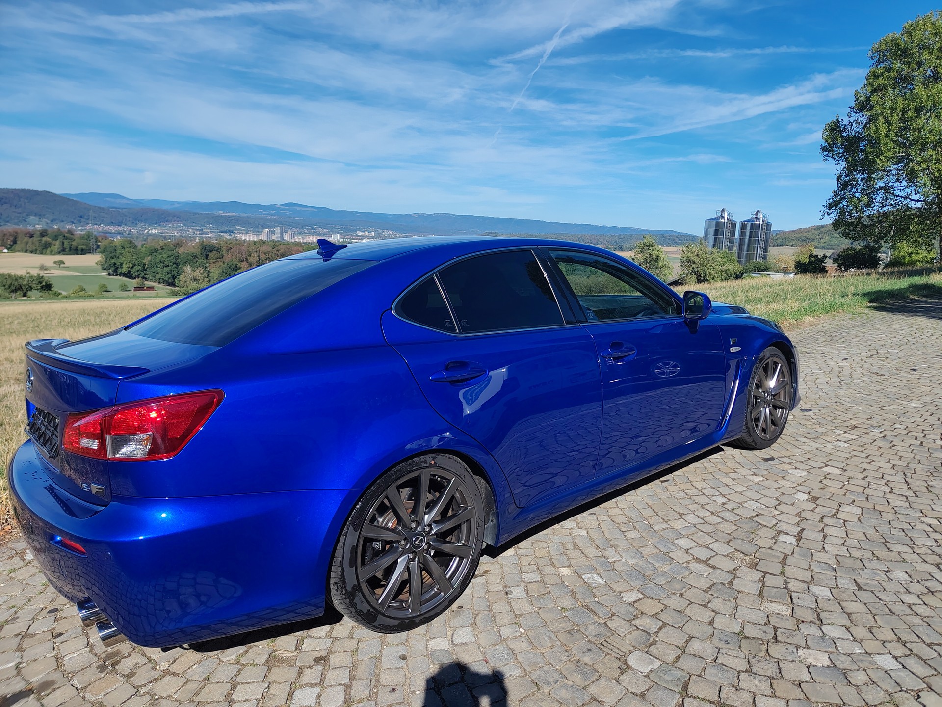 LEXUS IS-F-image-2