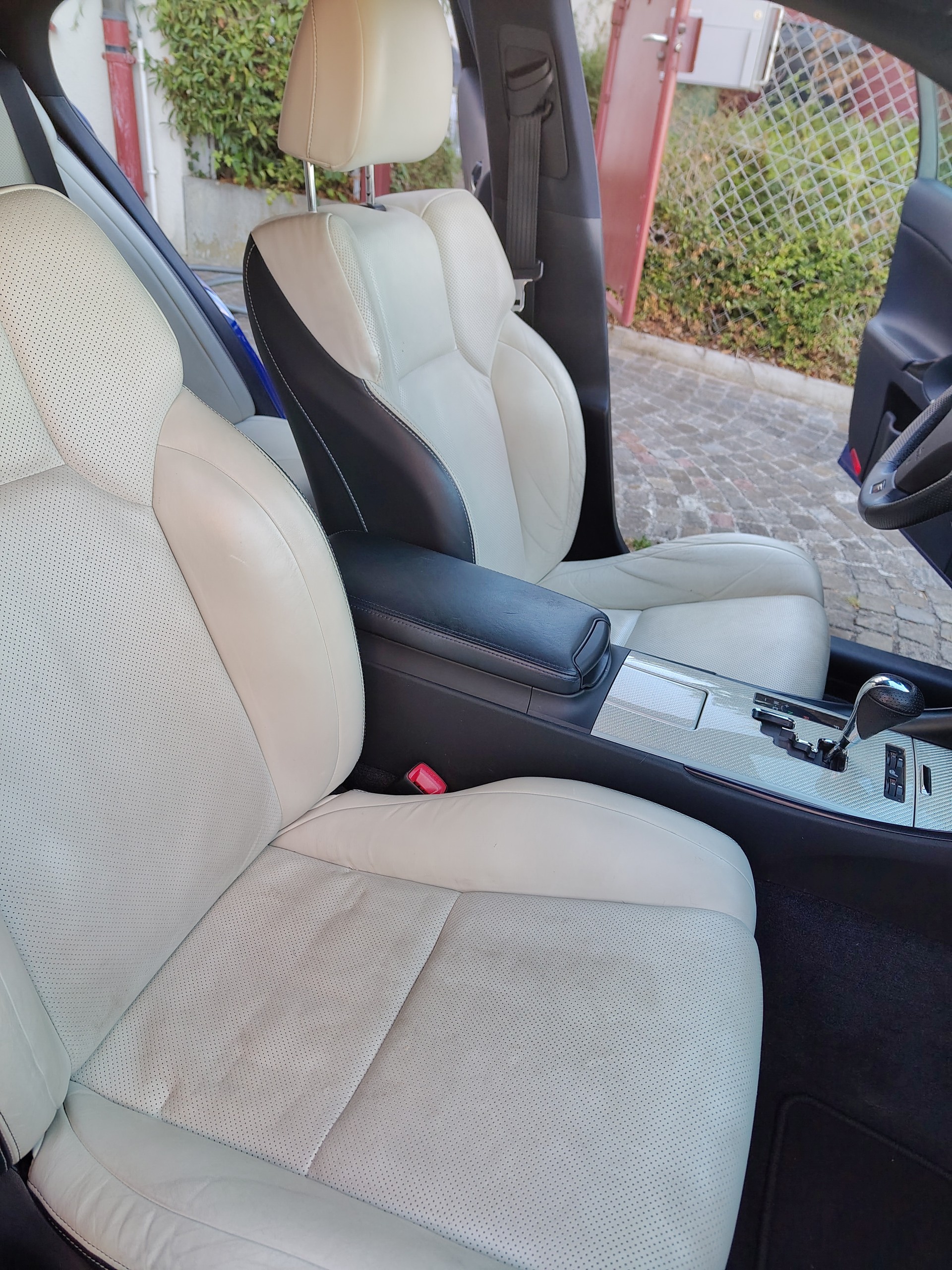 LEXUS IS-F-image-6