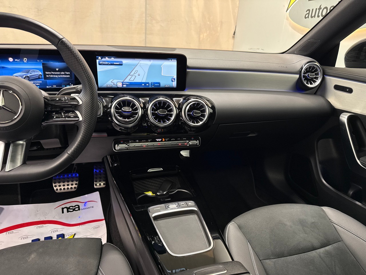 MERCEDES-BENZ CLA Shooting Brake 200 7G-DCT-image-14