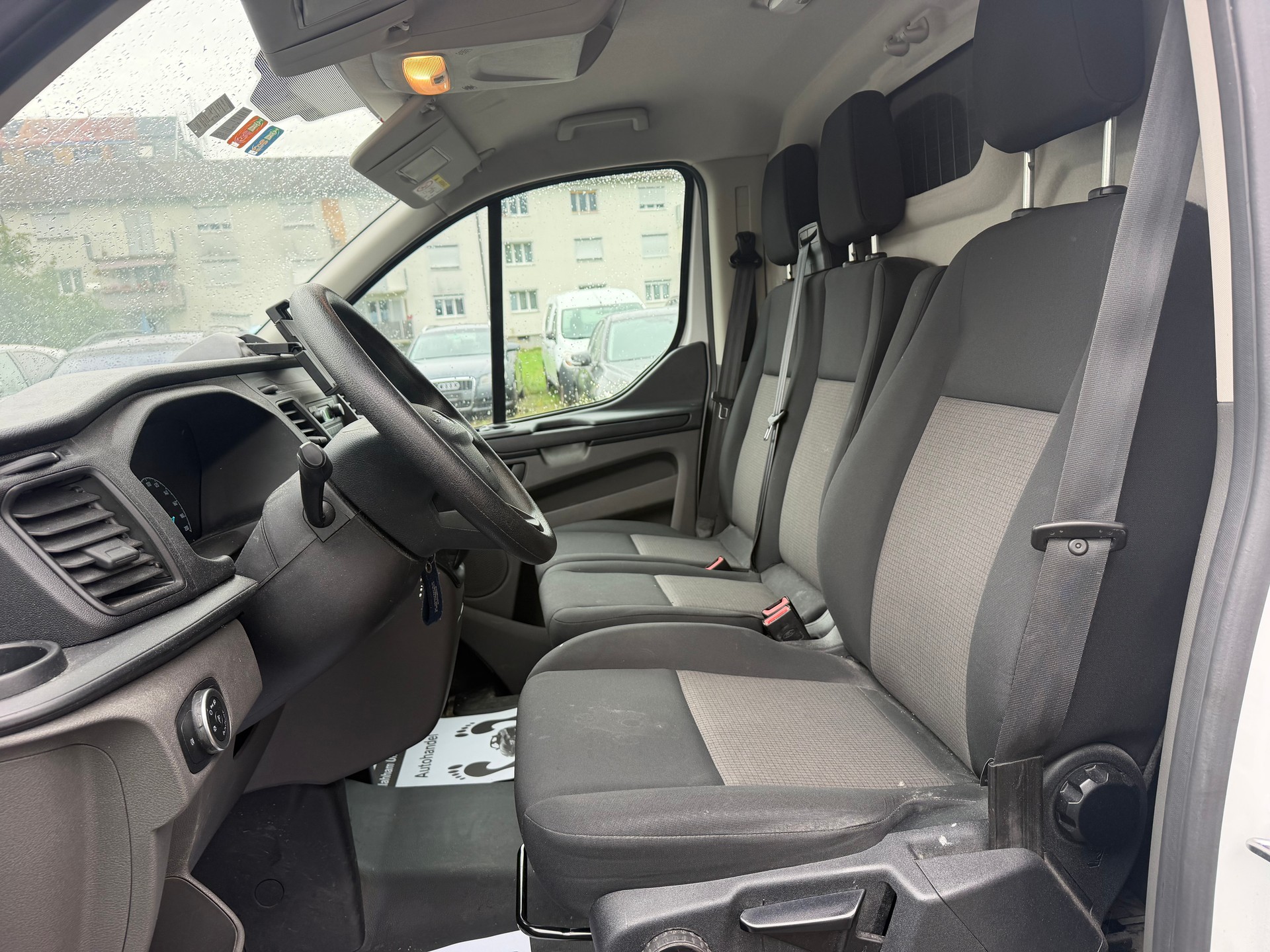 FORD Transit Custom Van 280 L1H1 Basis-image-8