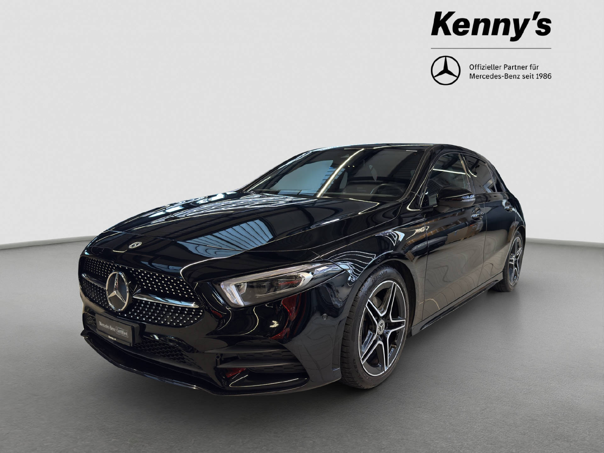 MERCEDES-BENZ A 200 AMG Line-image-0