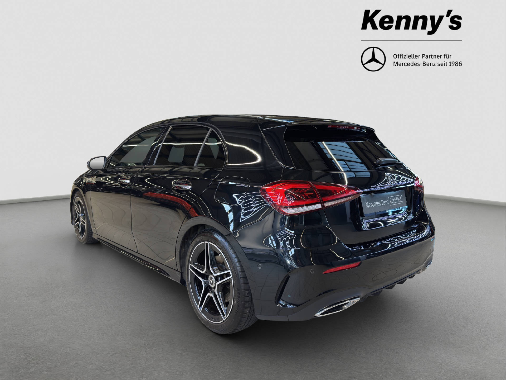 MERCEDES-BENZ A 200 AMG Line-image-3