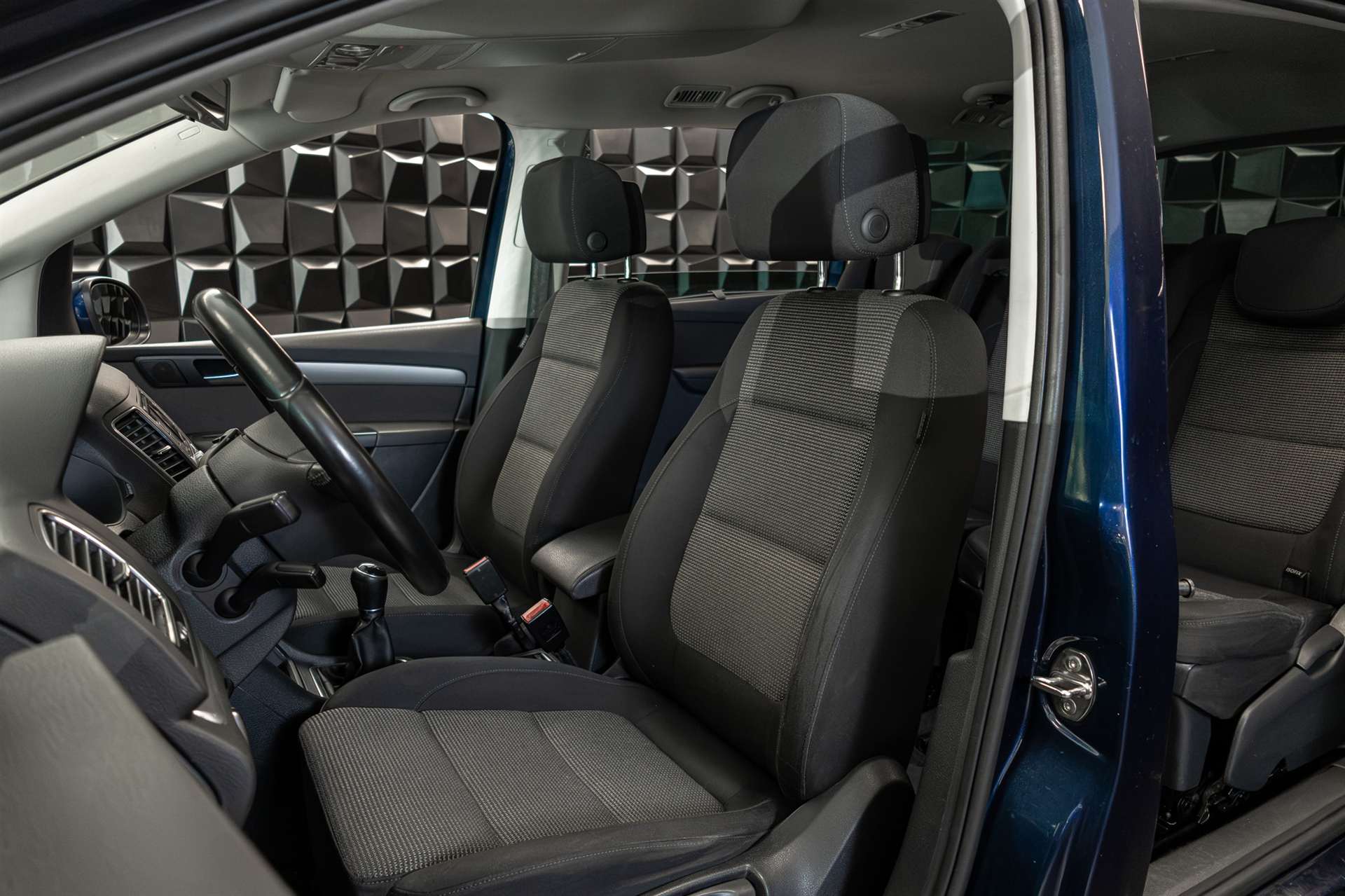 VW Sharan 2.0 TDI BMT Comfortline 4Motion *7-Plätzer*-image-12