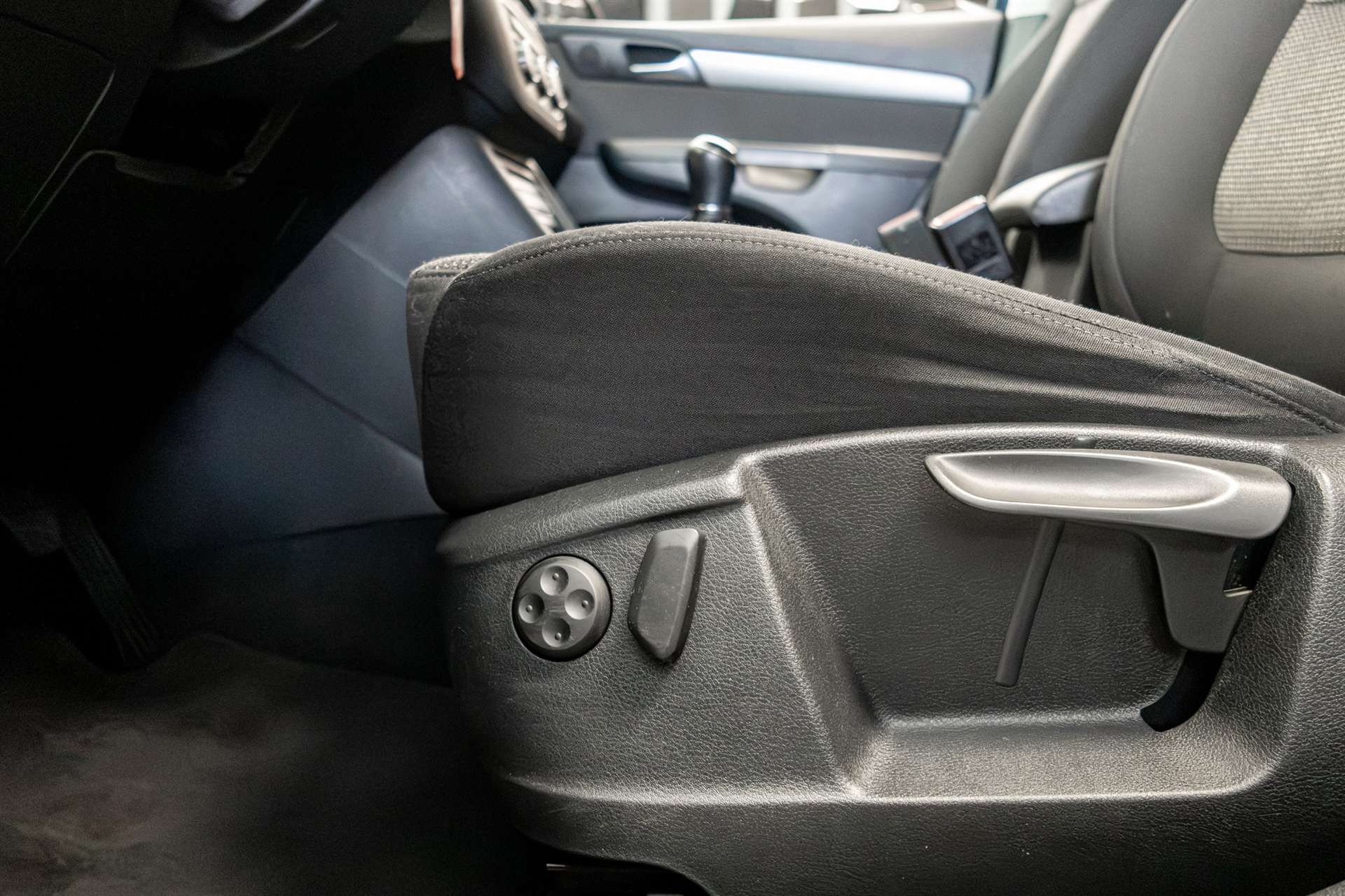 VW Sharan 2.0 TDI BMT Comfortline 4Motion *7-Plätzer*-image-10