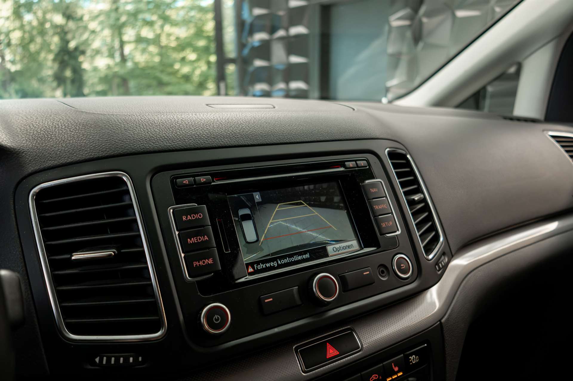 VW Sharan 2.0 TDI BMT Comfortline 4Motion *7-Plätzer*-image-15