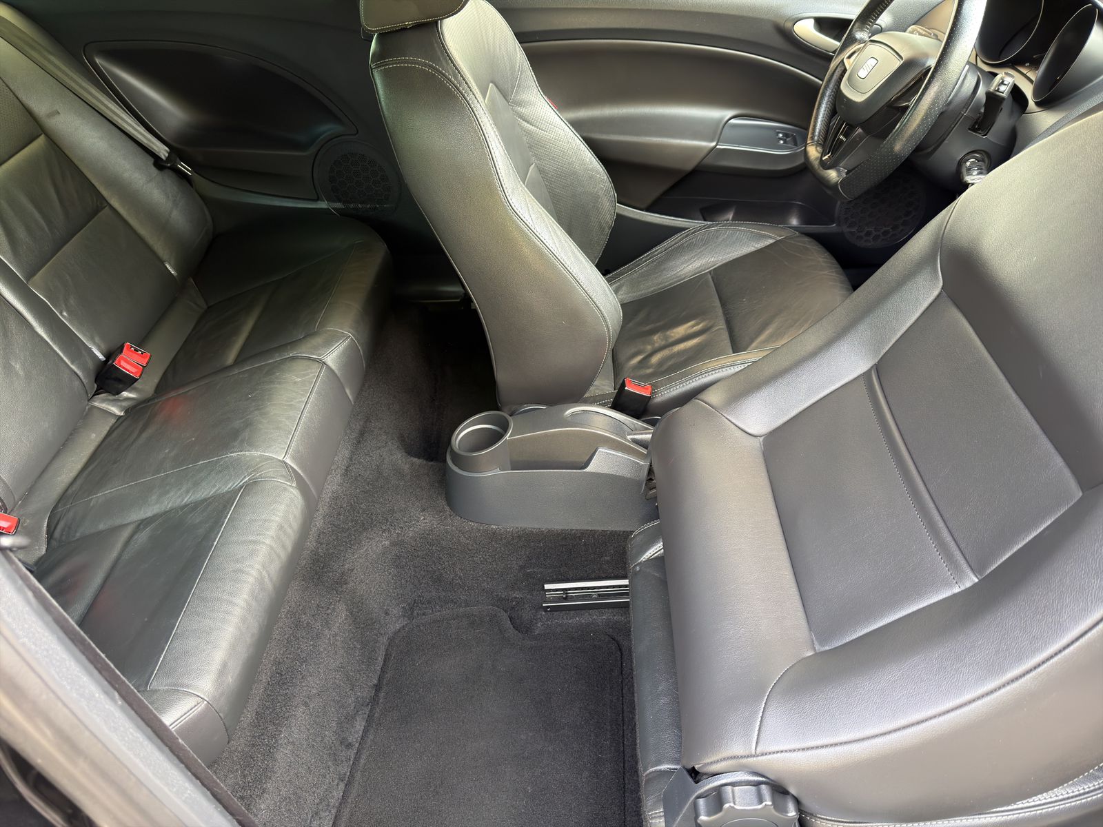 SEAT Ibiza SC 1.4 TSI Cupra R210 Swiss Racing DSG-image-13