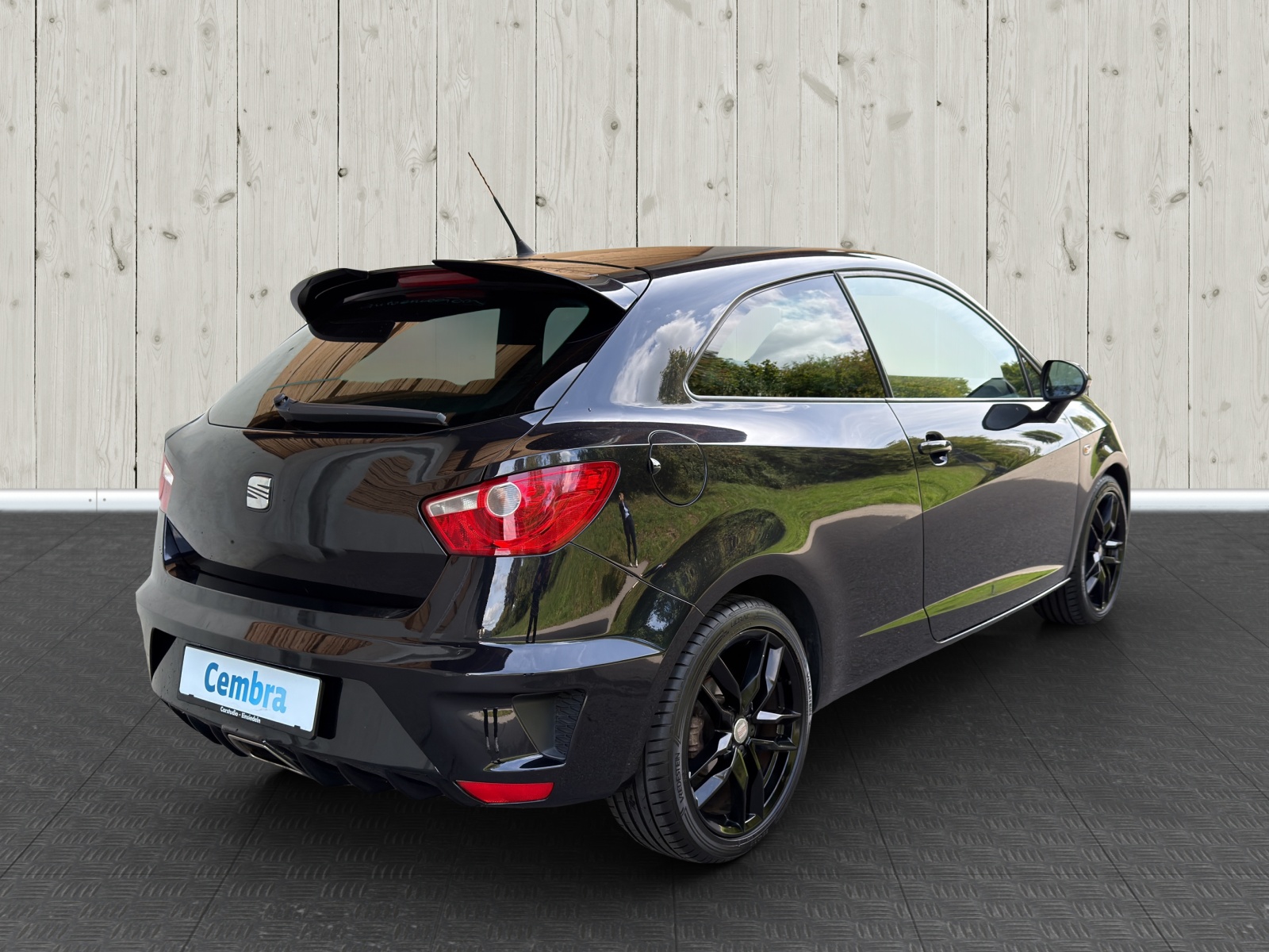 SEAT Ibiza SC 1.4 TSI Cupra R210 Swiss Racing DSG-image-6