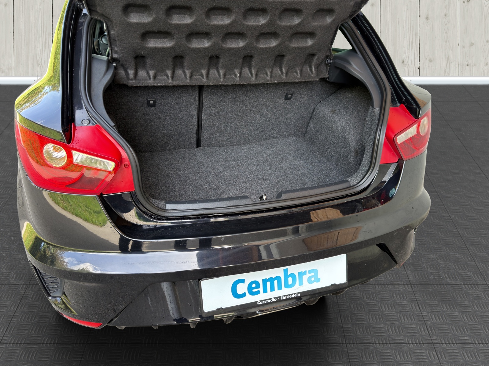 SEAT Ibiza SC 1.4 TSI Cupra R210 Swiss Racing DSG-image-14