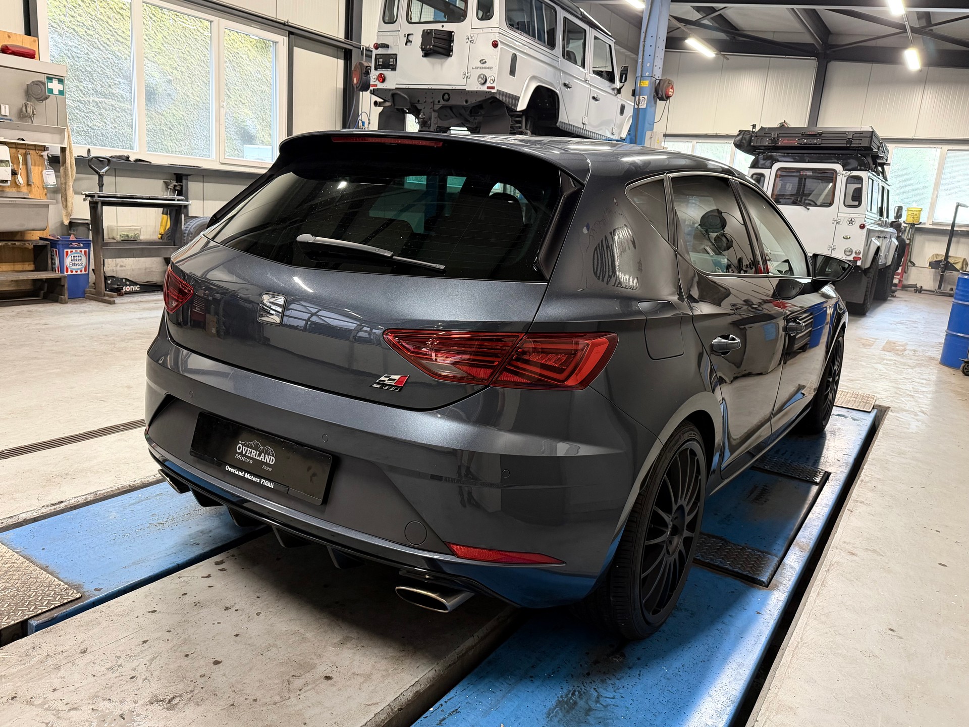 SEAT Leon 2.0 TSI Cupra 290 DSG-image-4