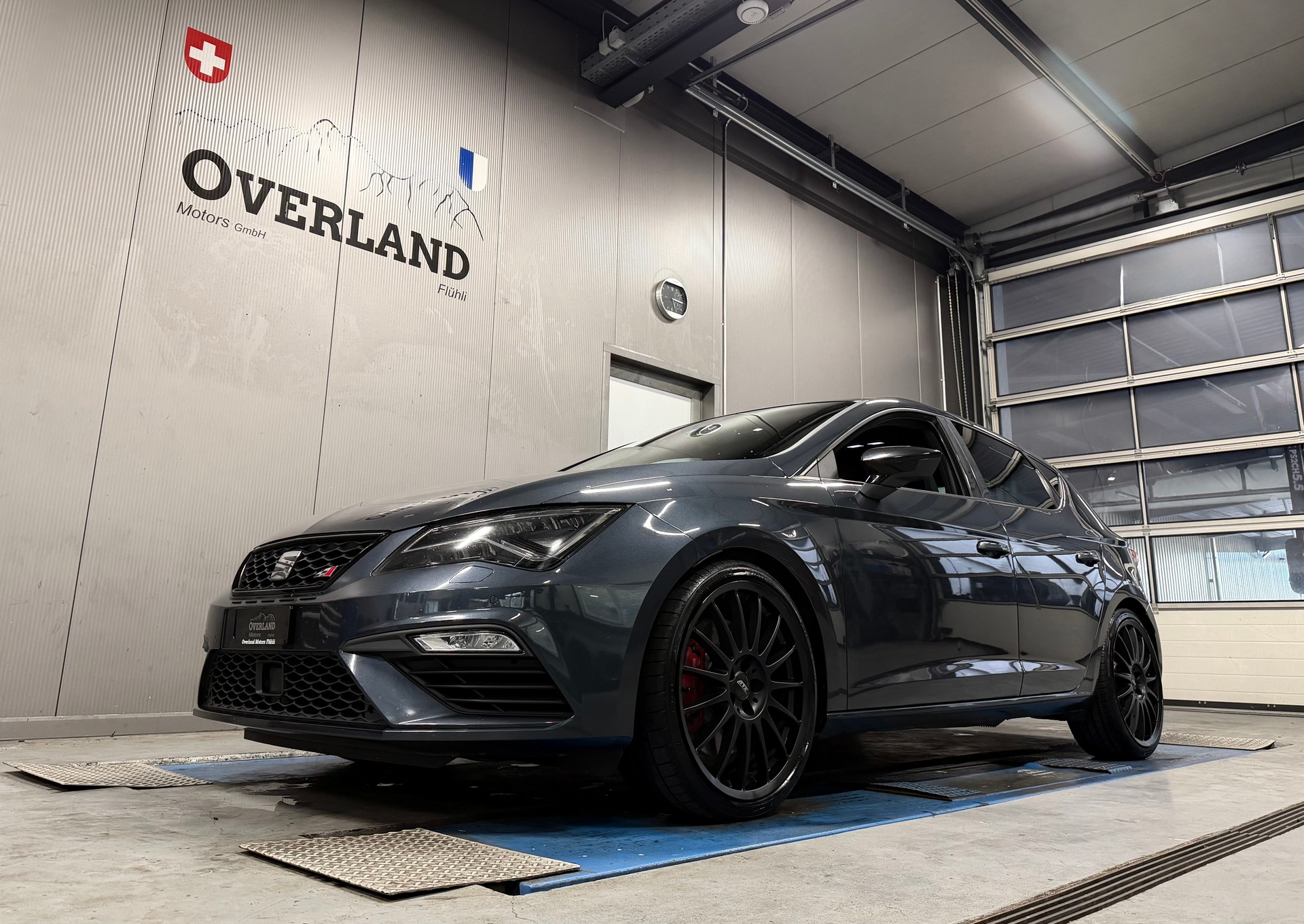 SEAT Leon 2.0 TSI Cupra 290 DSG-image-15