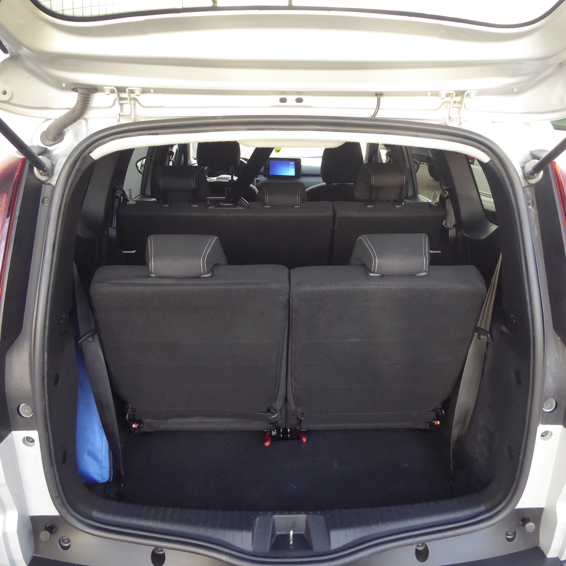 DACIA Jogger TCe 110 Comfort-image-6