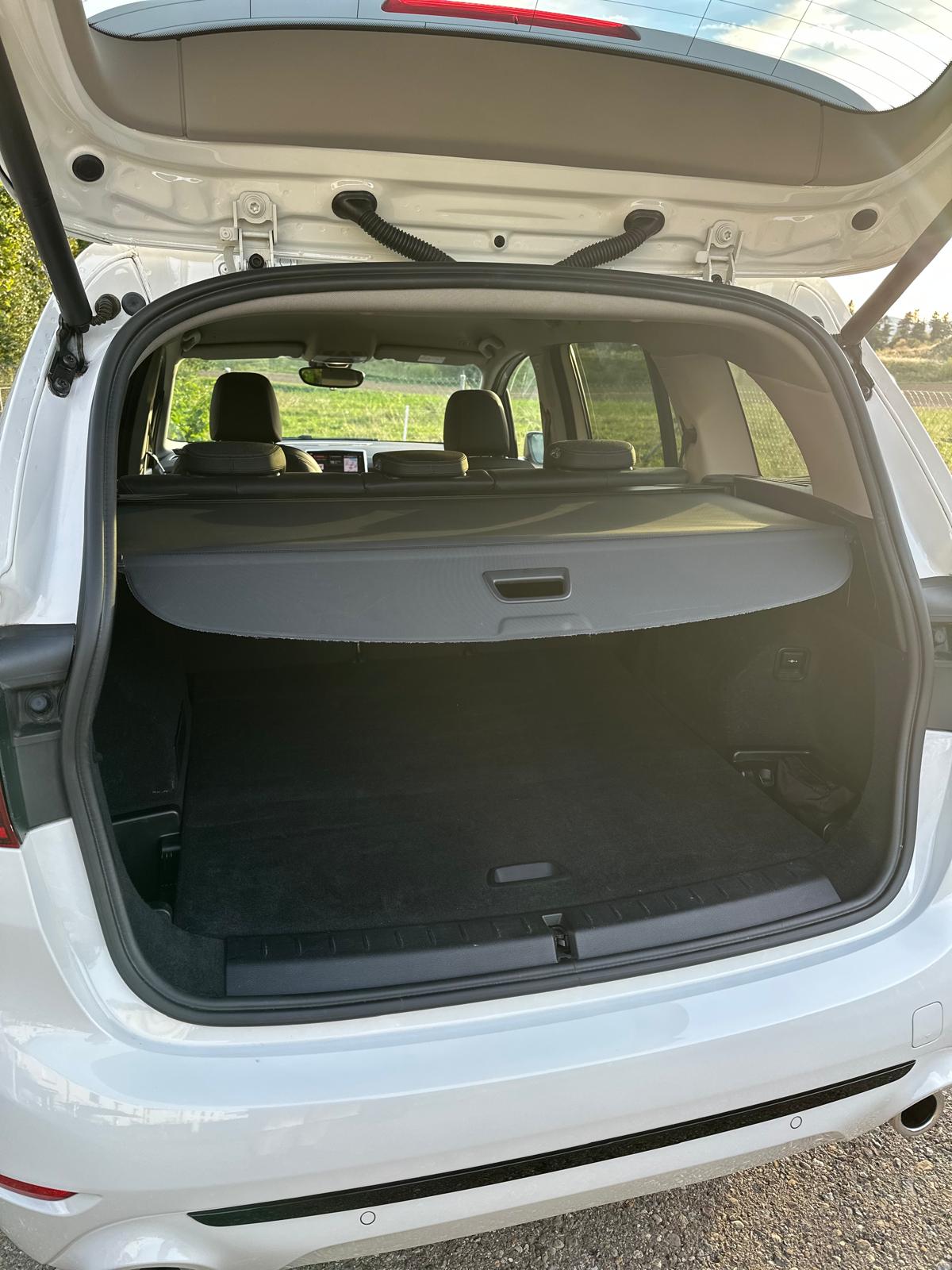 BMW 218d Gran Tourer Steptronic Fleet Edition-image-12