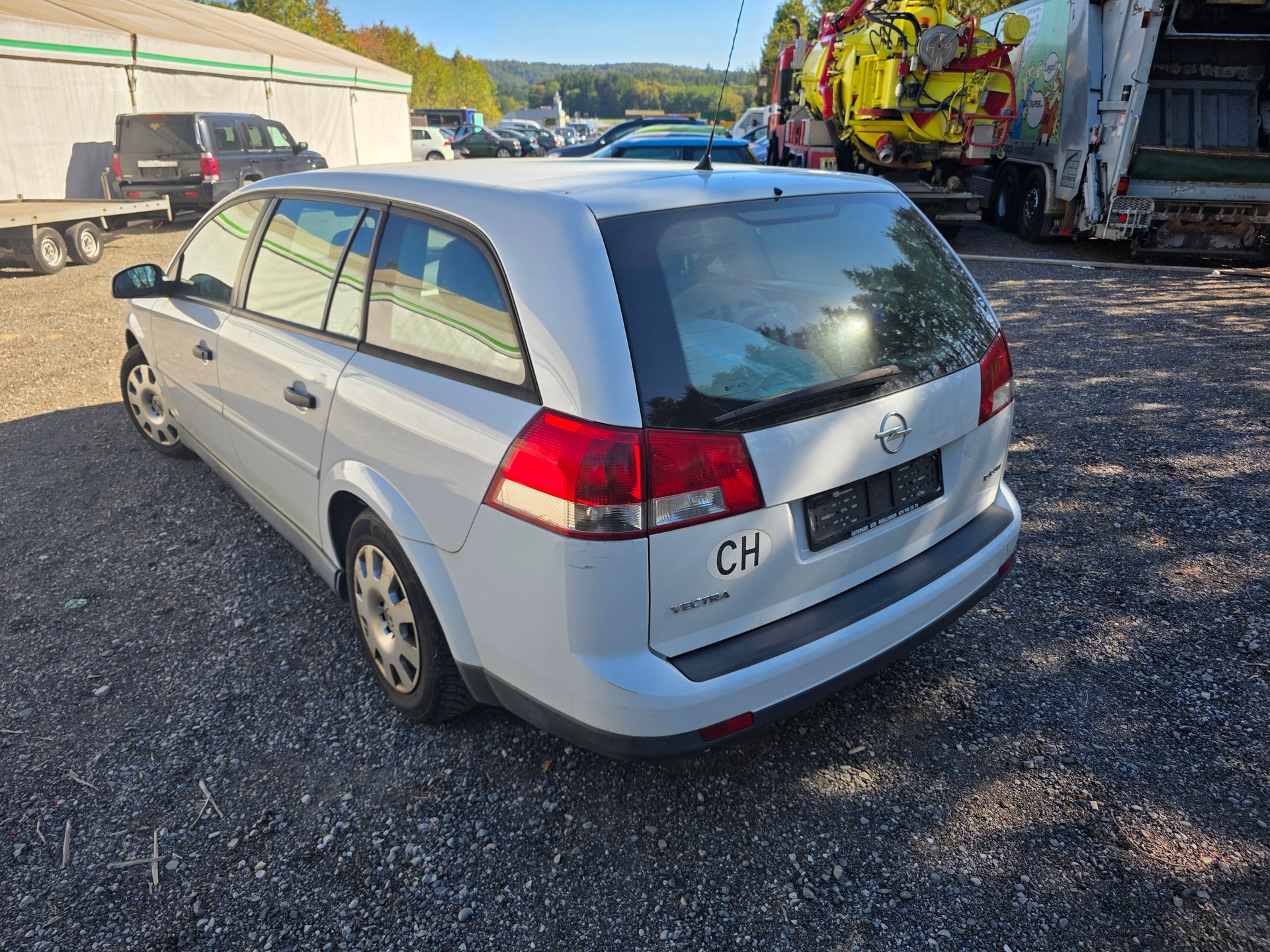 OPEL Vectra Caravan 1.9 CDTi 16V Diamond Automatic-image-5