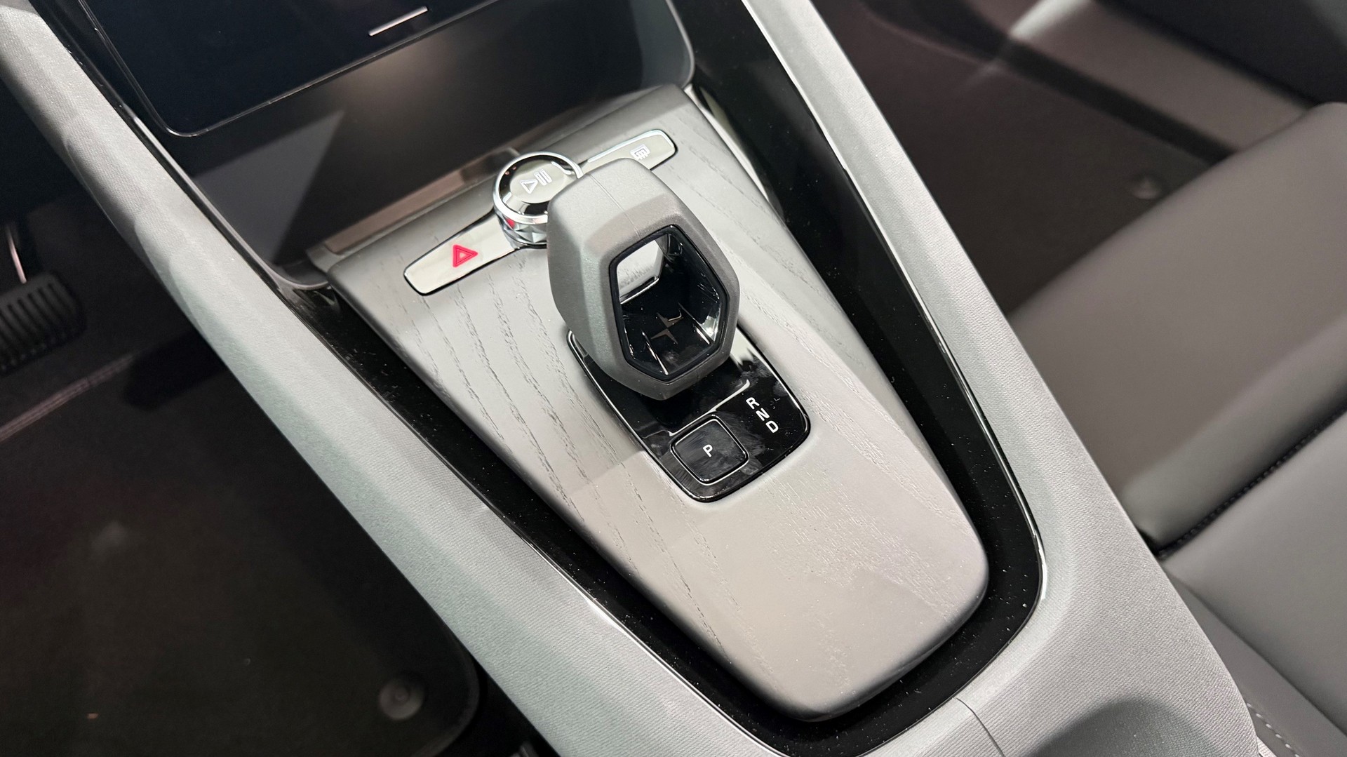 POLESTAR 2 Long Range Dual Motor Prime-image-13