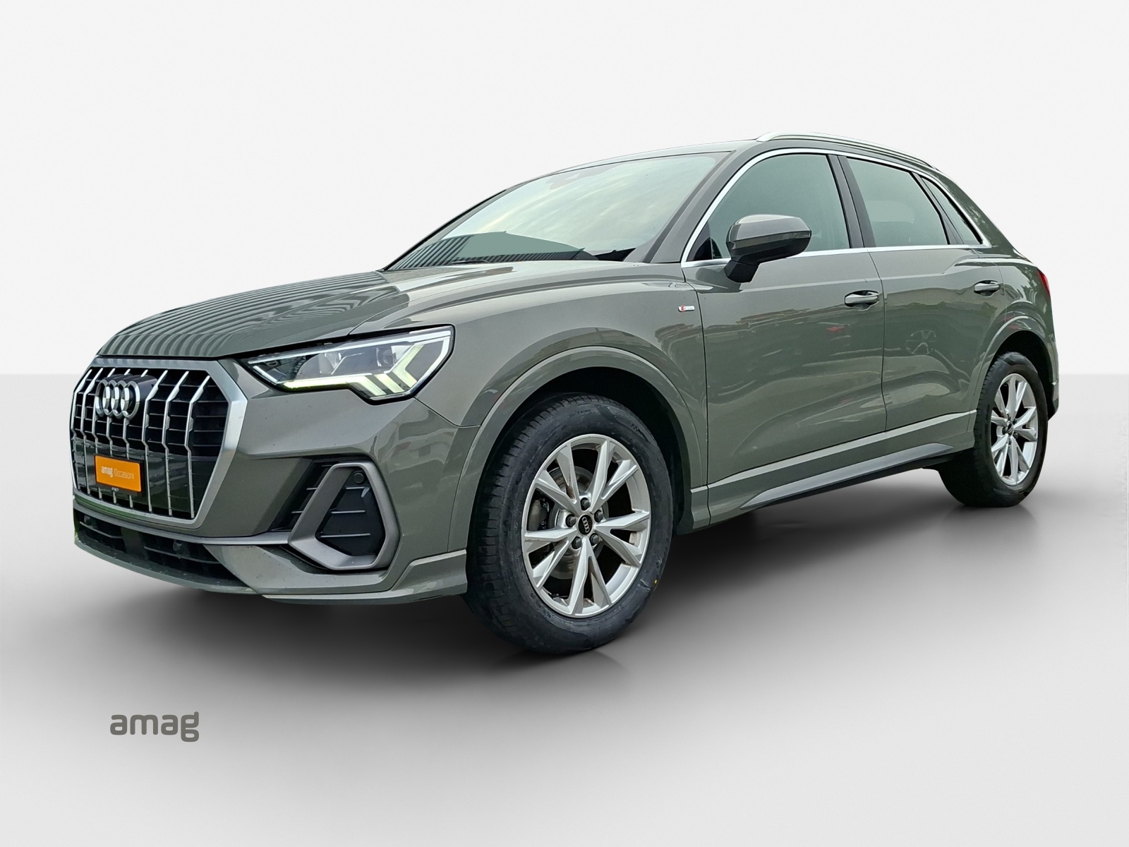 AUDI Q3 35 TFSI S line Attraction S-tronic-image-0