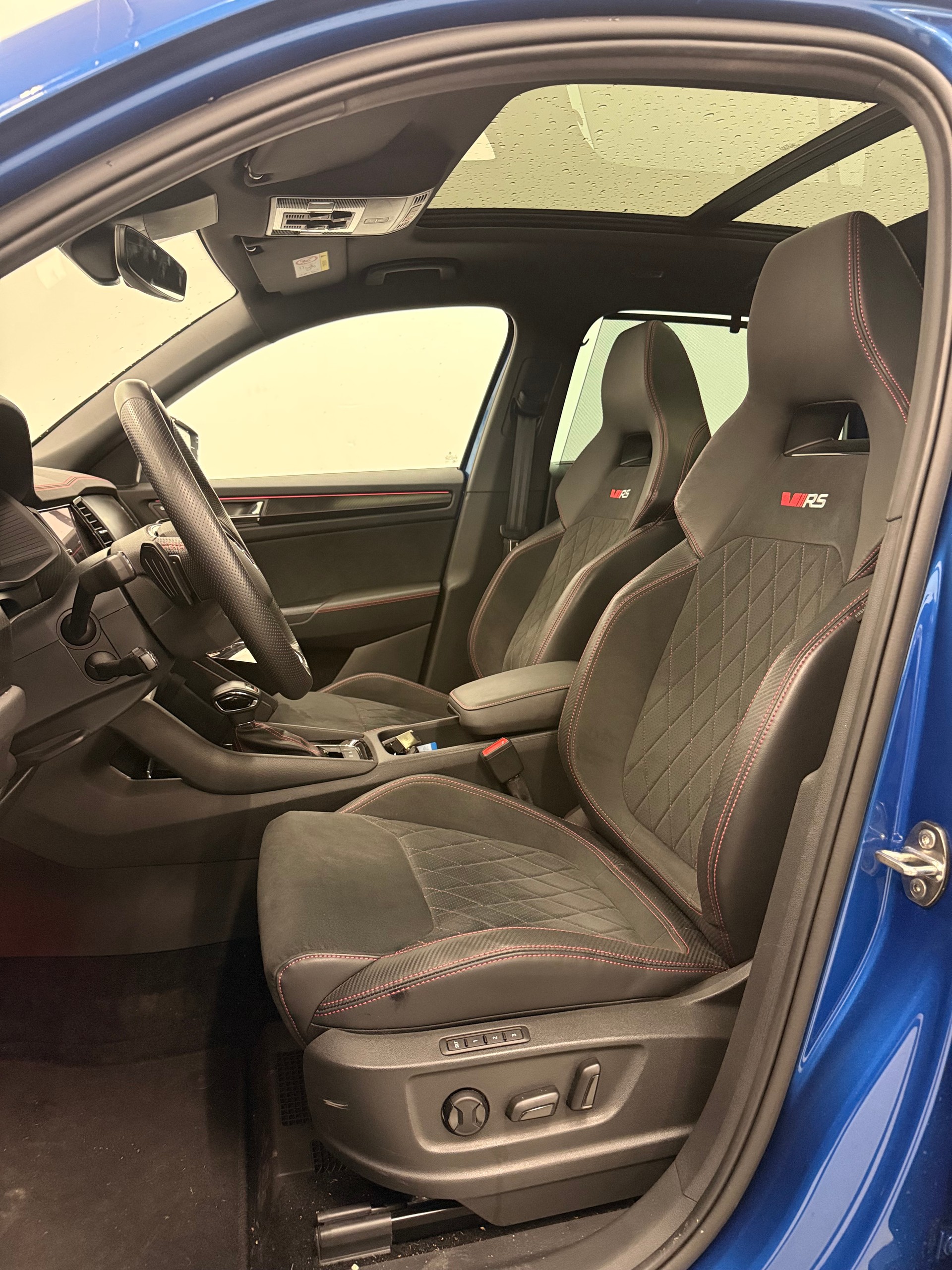 SKODA Kodiaq 2.0 TSI 4x4 RS-image-12