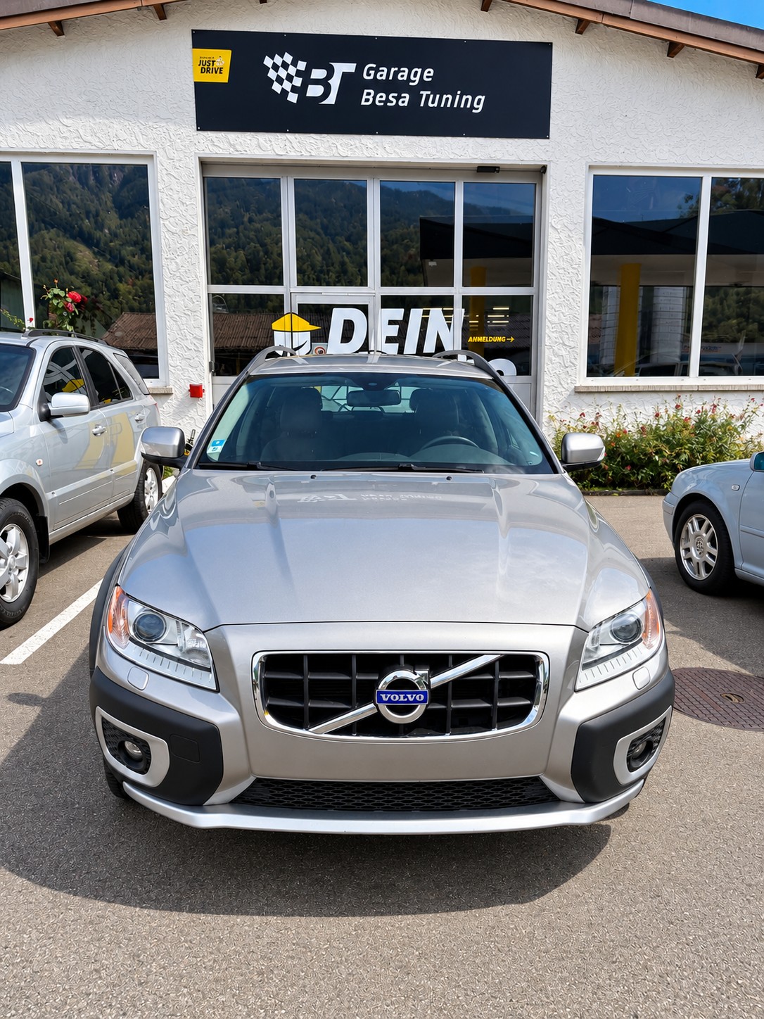 VOLVO XC70 D5 AWD Ocean Race Geartronic-image-0